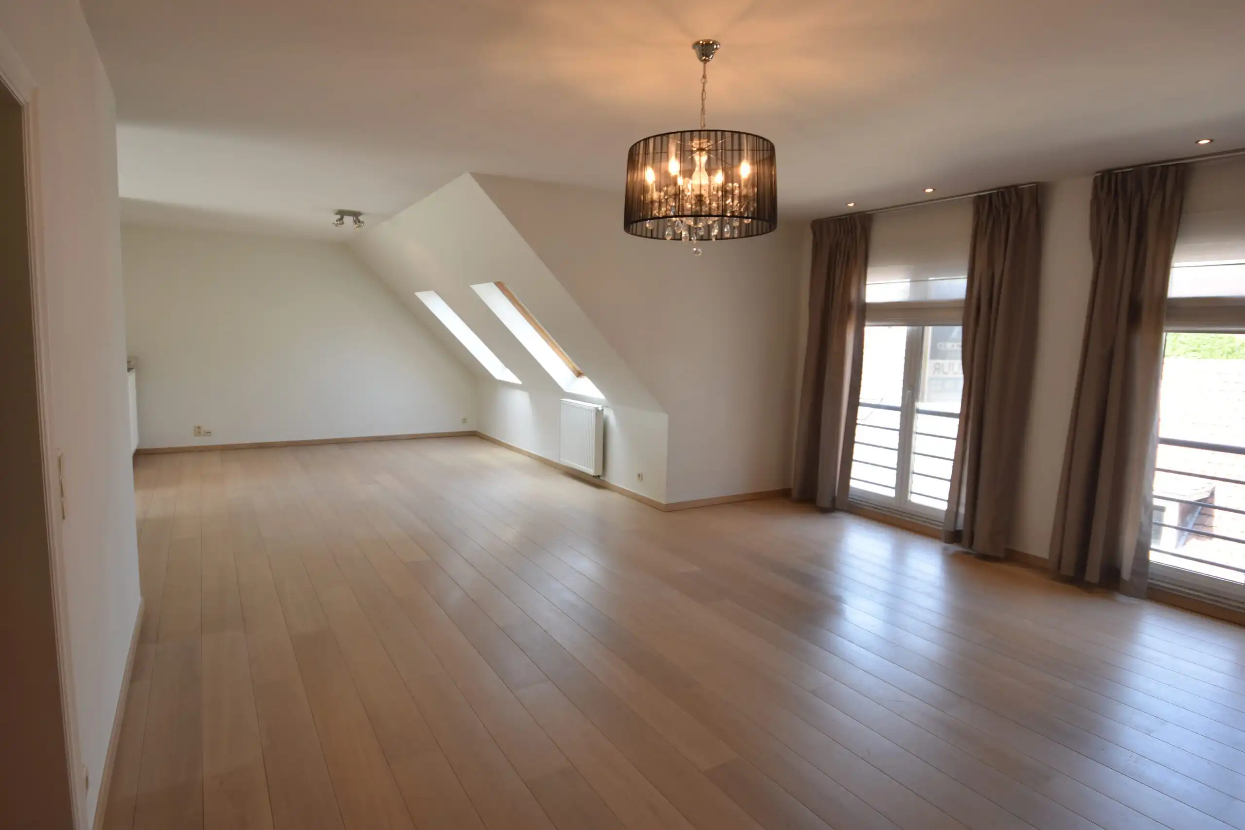 Duplexappartement – Centrum Beveren – Ruimtelijk, luxe en instapklaar foto 4