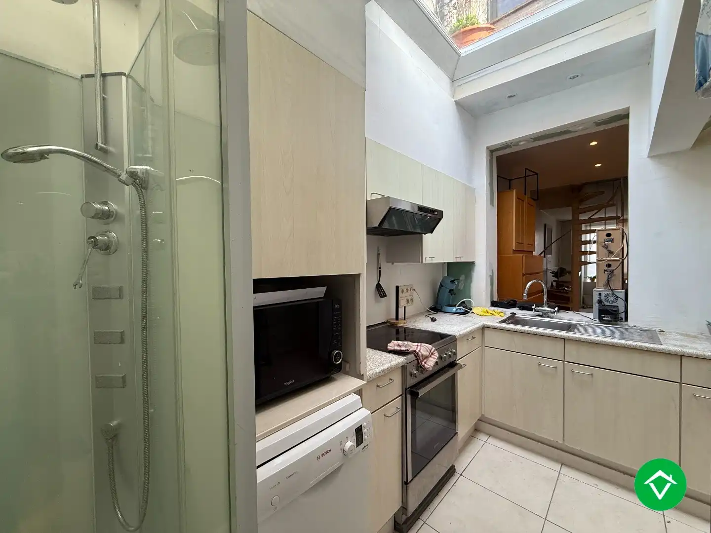 Op te frissen rijwoning met 3 slaapkamers in centrum Roeselare foto 7