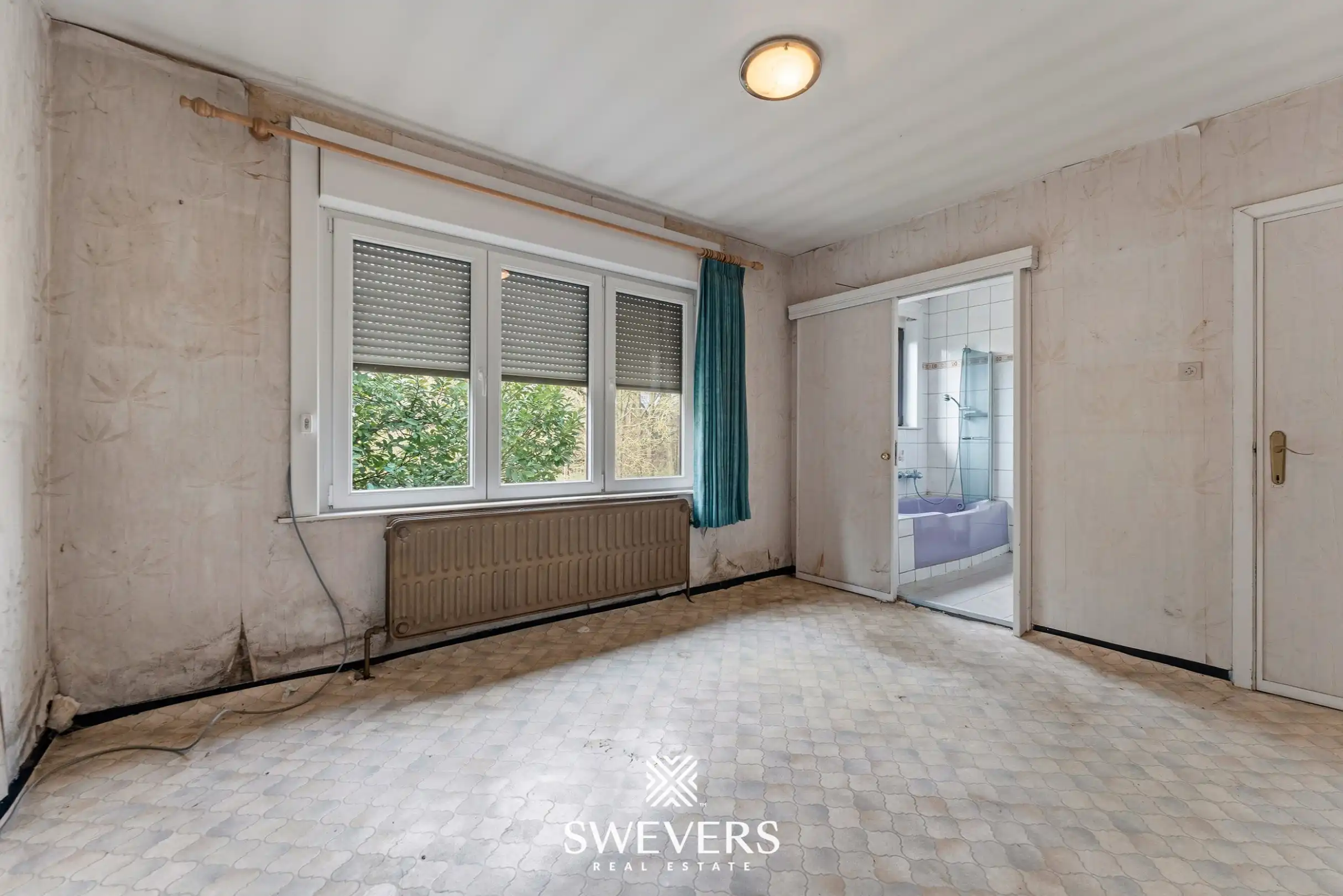 Bel-etage woning, 3 slpk, met aansluitende weide en vergunde stallingen en aparte weide, in totaal op 85a52ca foto 12