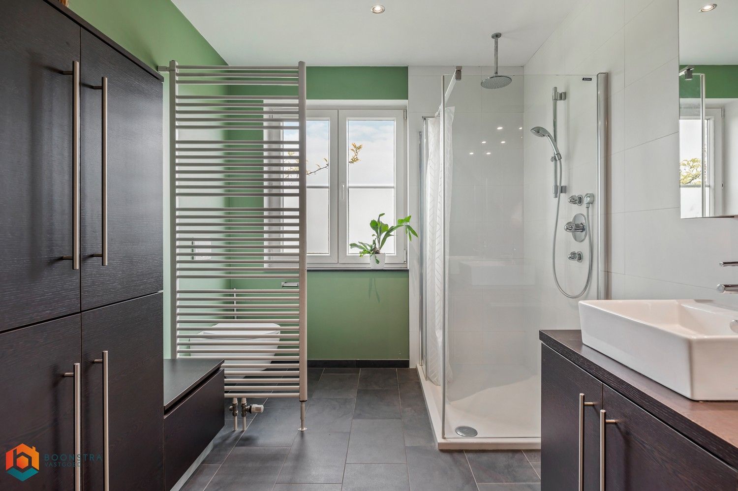 Stijlvolle en energiezuinige woning met 5 Slpkrs op een ruim perceel van 1370 m² foto 18
