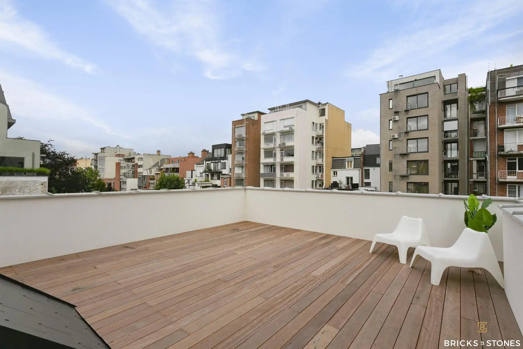 Knappe penthouse met riant dakterras in statige herenwoning foto 16