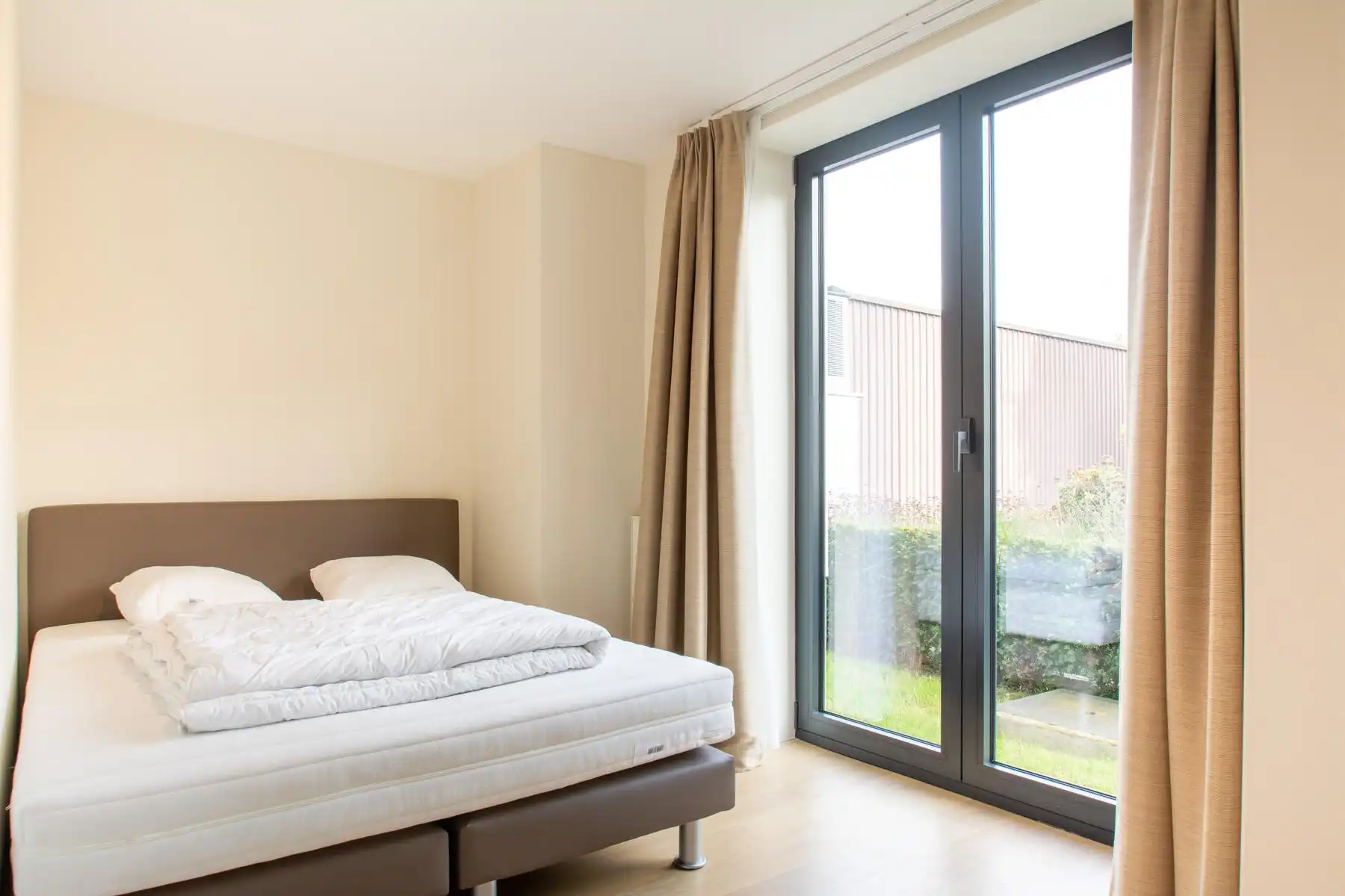 LICHTRIJK - 2k appartement met terras en tuin (NAVO area) foto 11