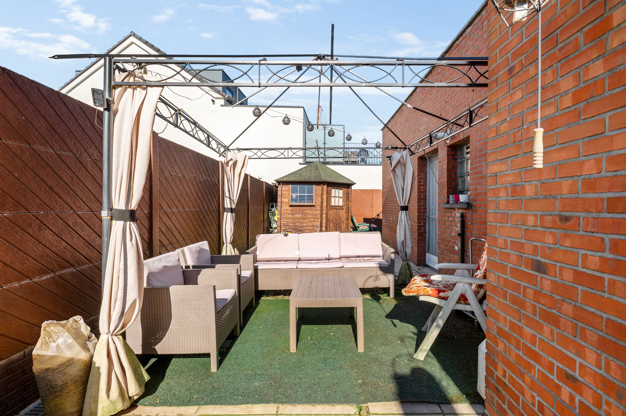 IN OPTIE!!! Instapklare woning met 4 slaapkamers, koer, tuin en garage op 01 are 93 ca foto 23
