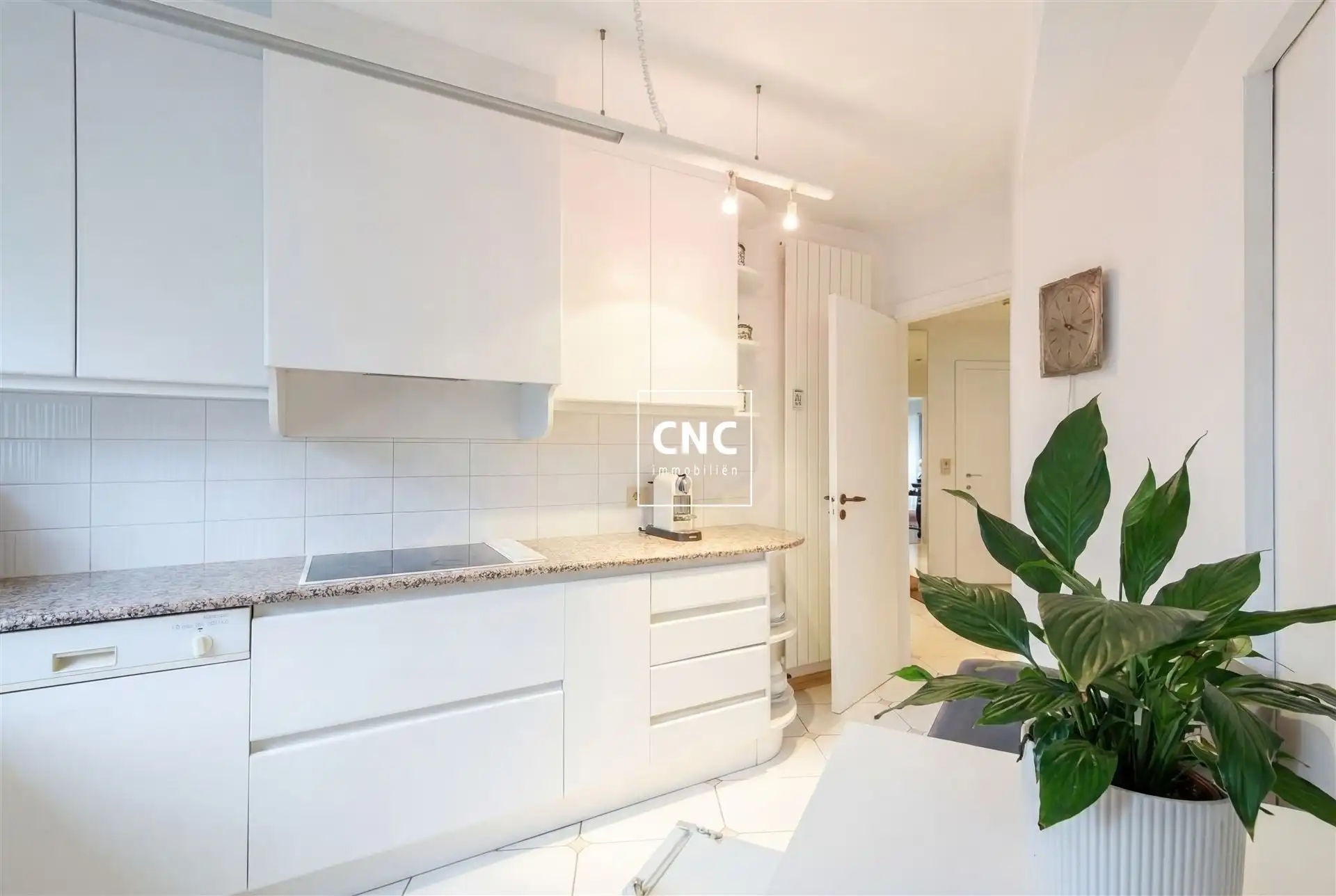 Ruim hoekappartement met mooi open zicht in hartje Knokke foto 6