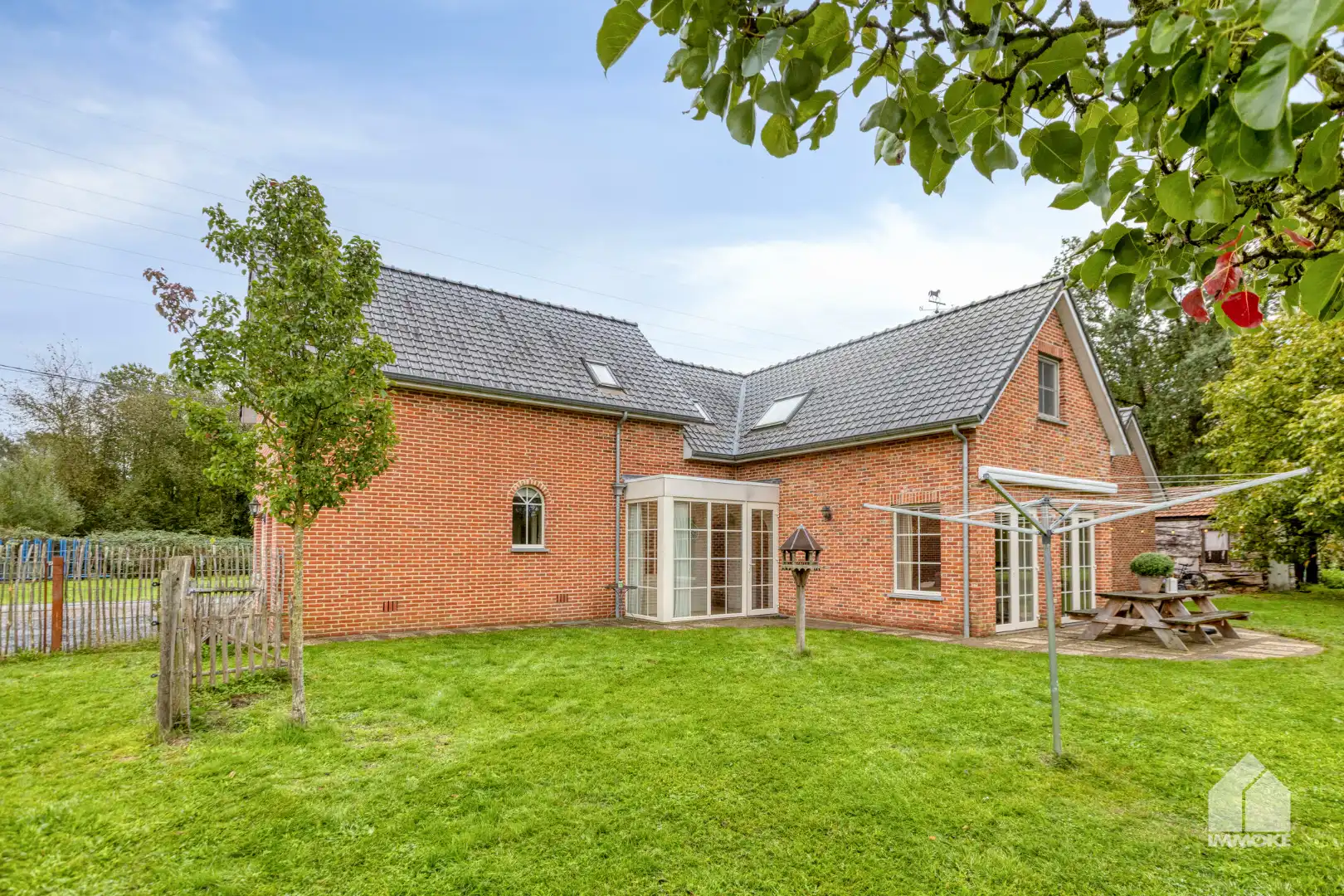 Volledig gerenoveerde, energiezuinige langgevelhoeve op riant perceel van 76 are. foto 36