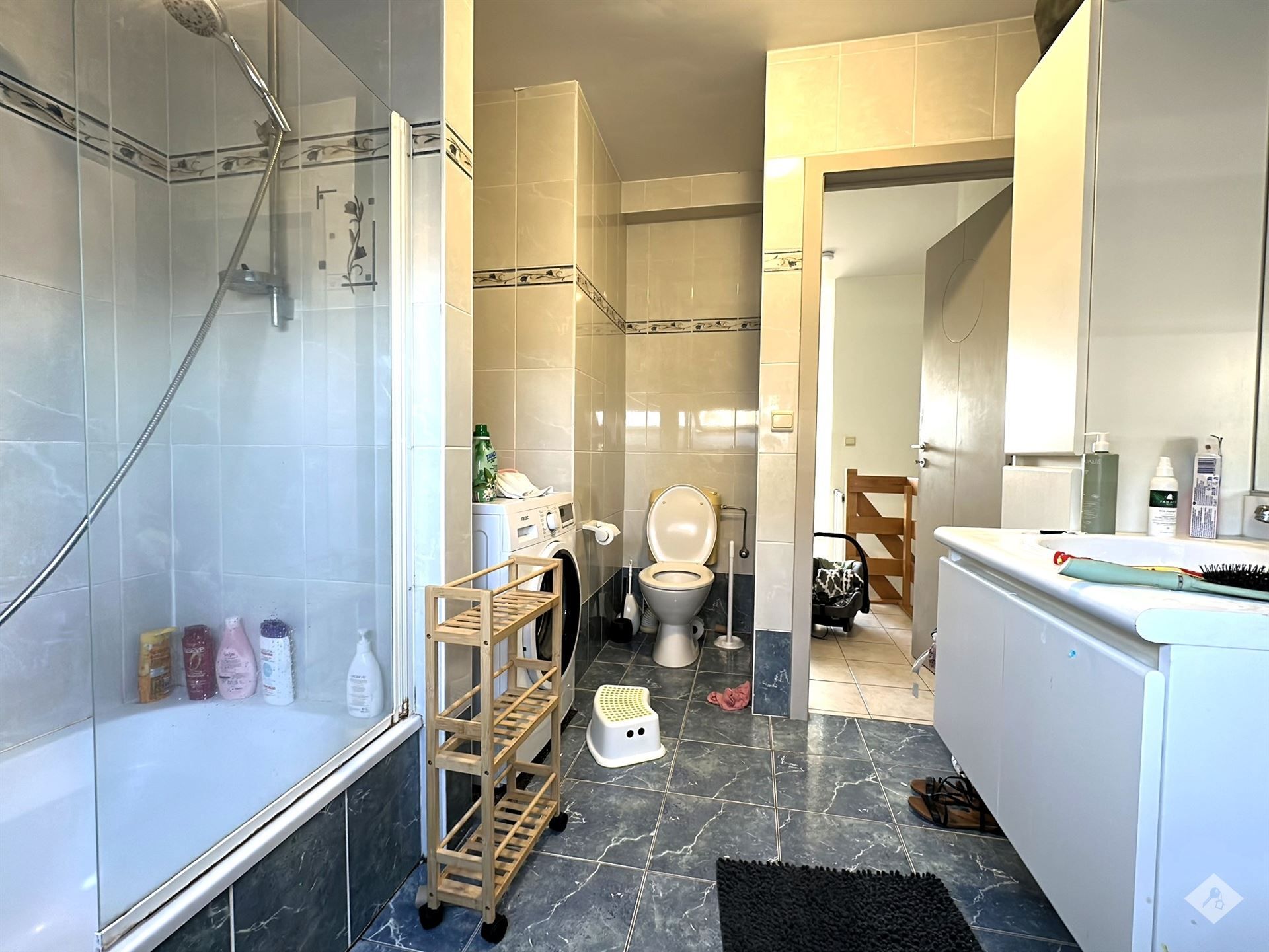 Instapklaar duplexappartement met garage in Peizegem foto 7
