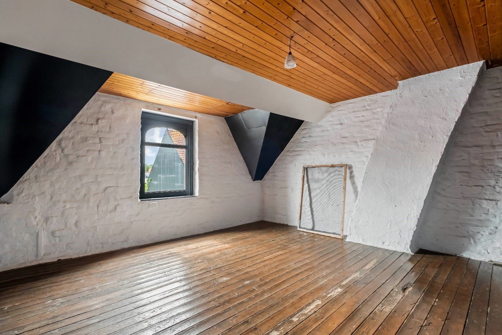 Woning met 4 slaapkamers, tuin en garage in Dadizele-centrum foto 14