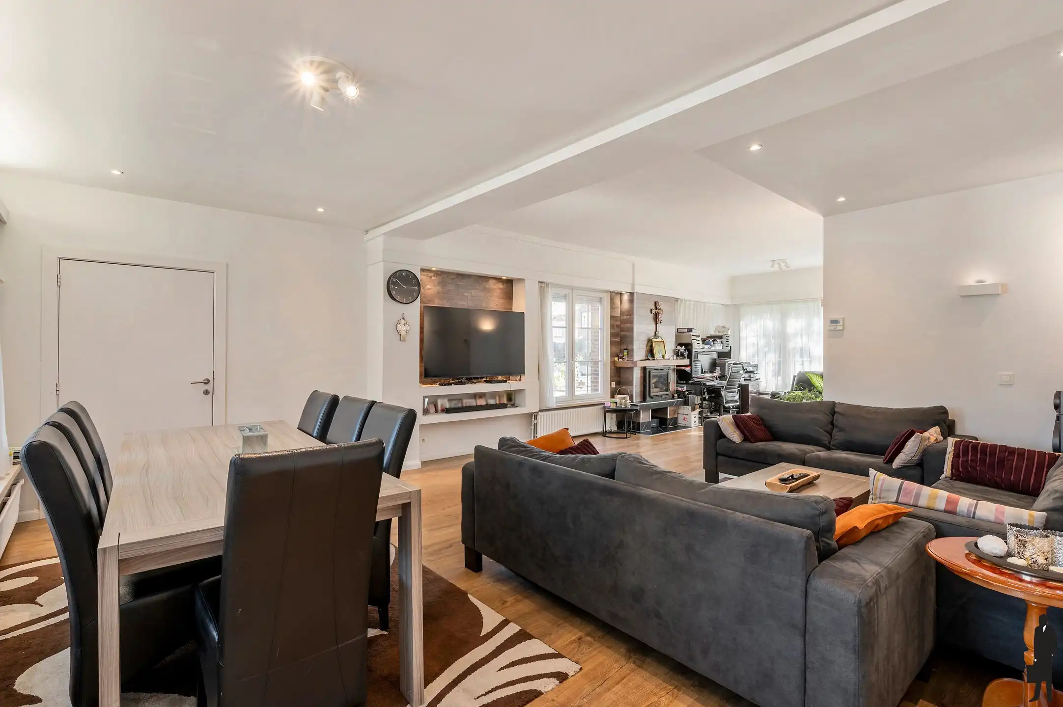 Lichtrijke woning op top locatie te koop! foto 5