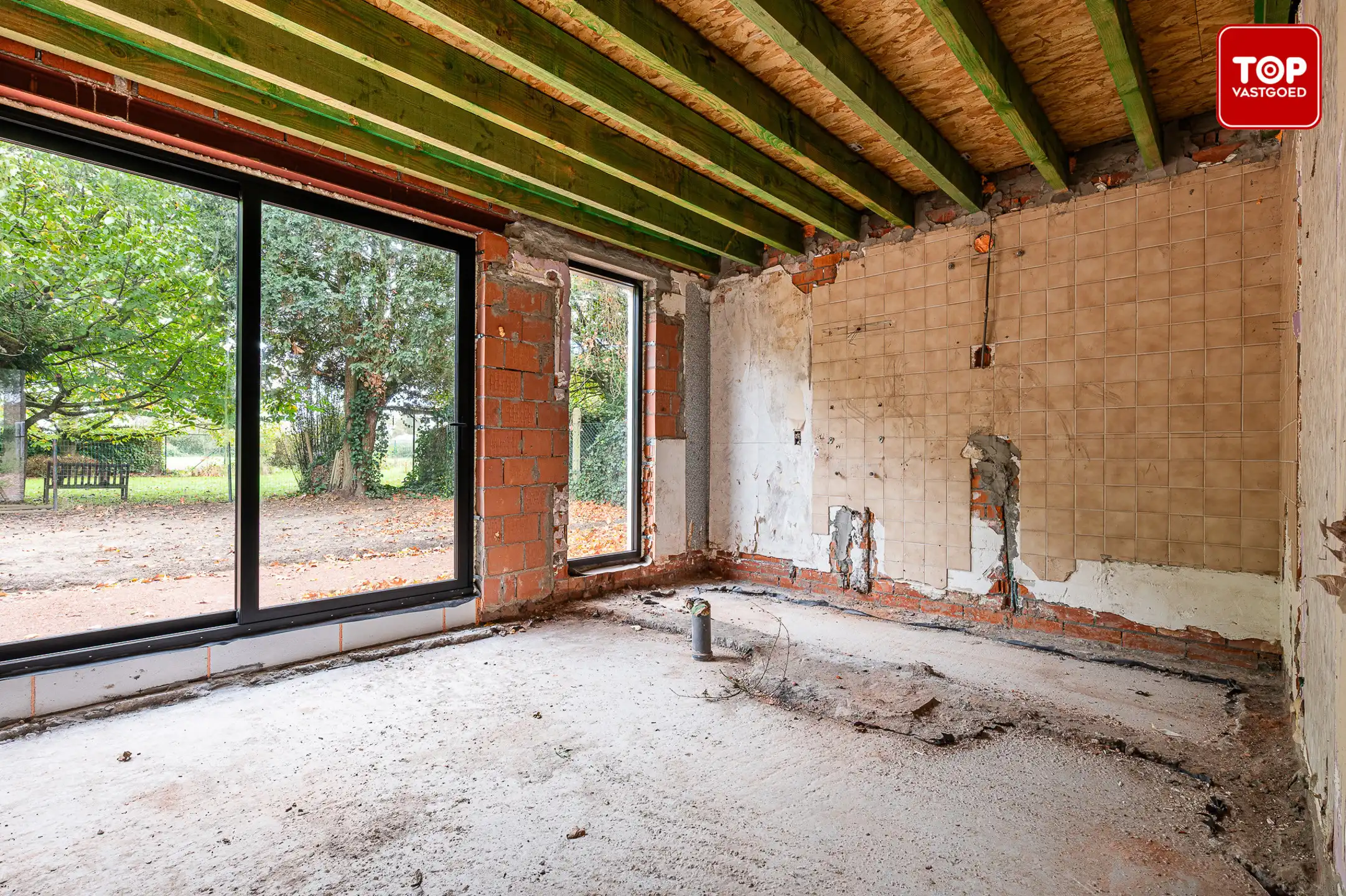 Gesloten bebouwing op een rustige locatie foto 10