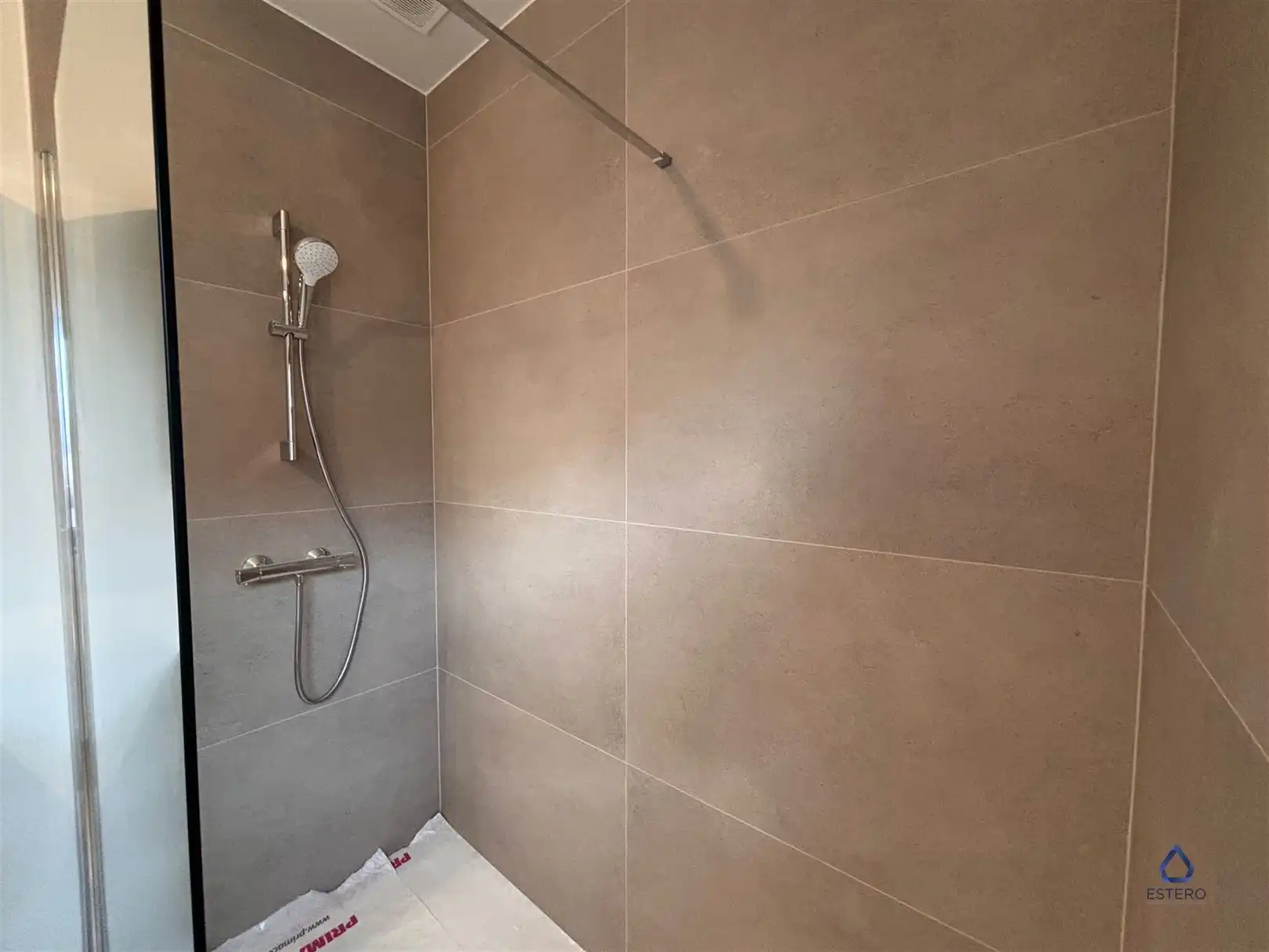 Stijlvol wonen in een energiezuinige nieuwbouwwoning foto 27