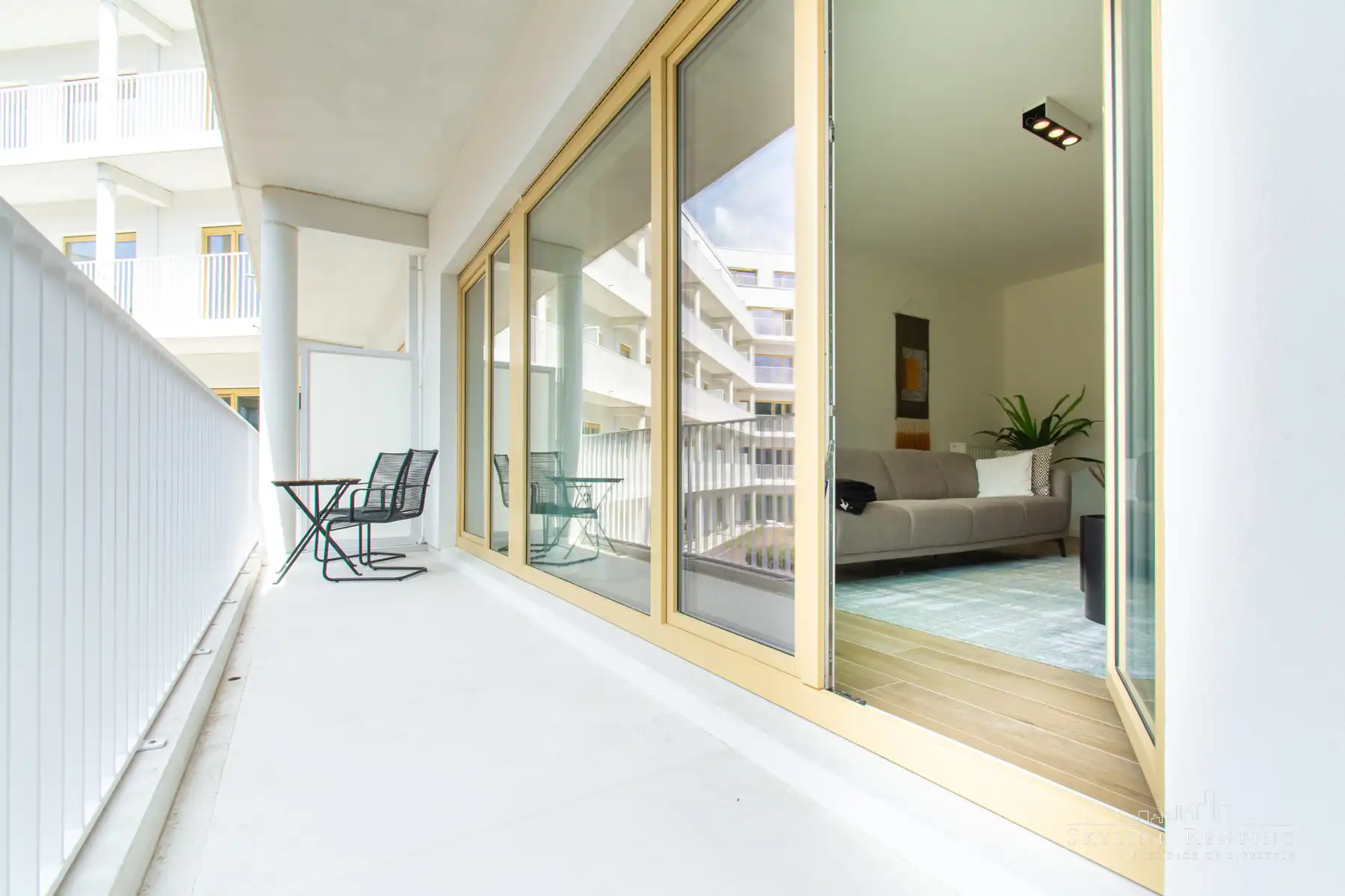 Prachtig nieuwbouw app. 2 kamers Gemeubeld met TERRAS foto 8