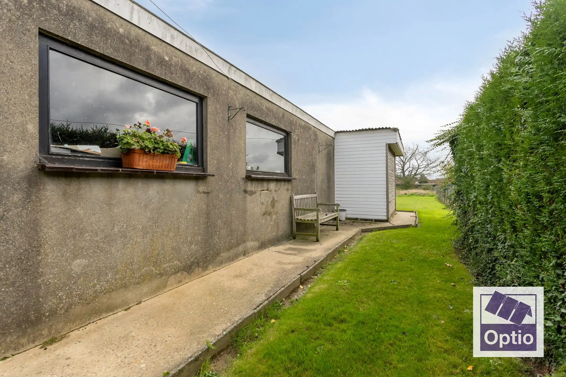 Woning met 5 slaapkamers en grote tuin. foto 5