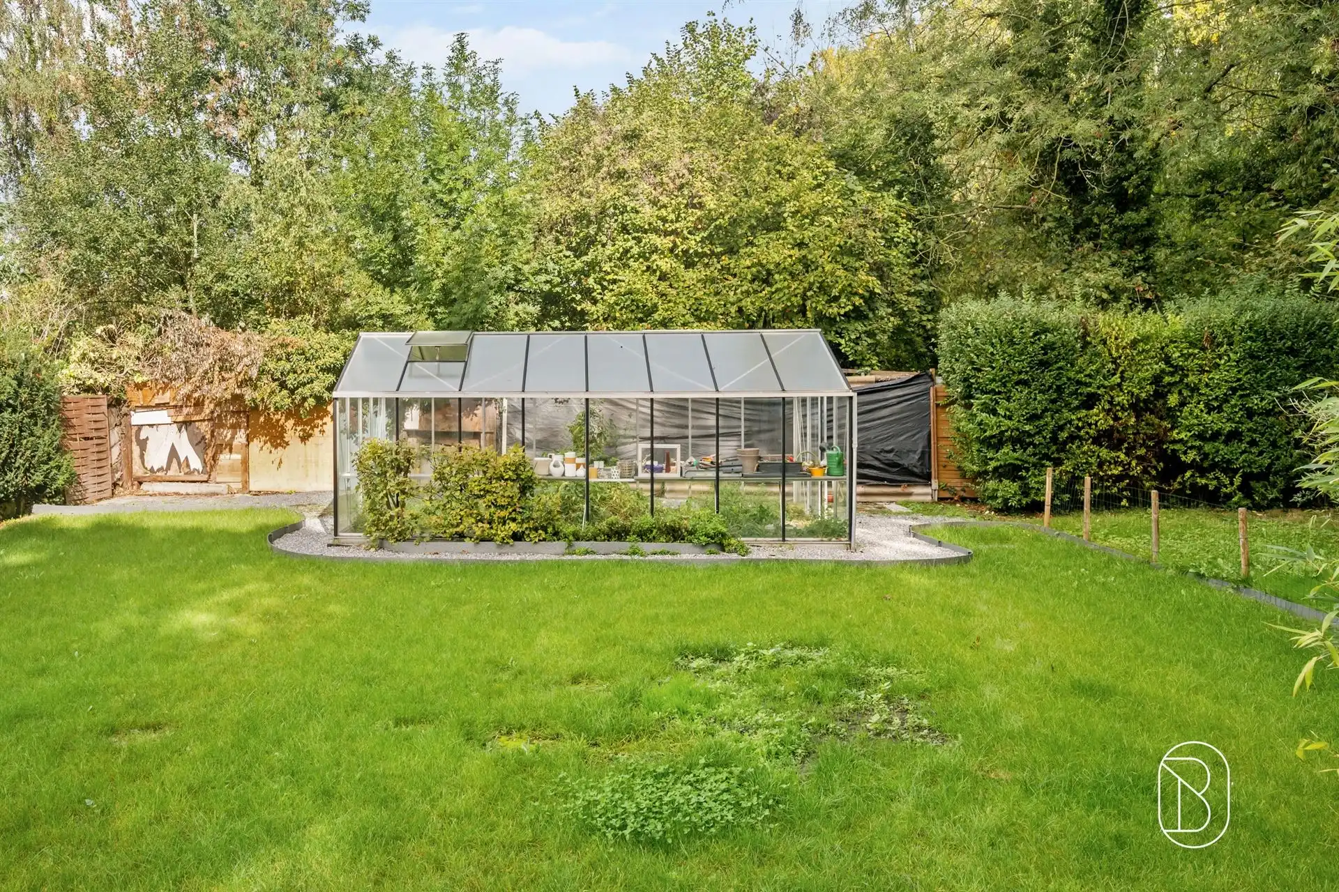 Volledig gerenoveerde woning op 1.800 m² in Warchin foto 6