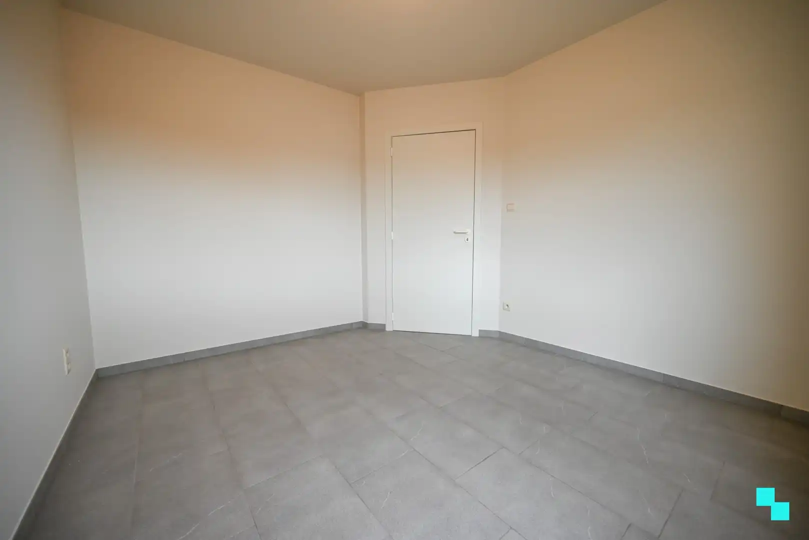 Ruim tweeslaapkamerappartement in het centrum van Izegem foto 19