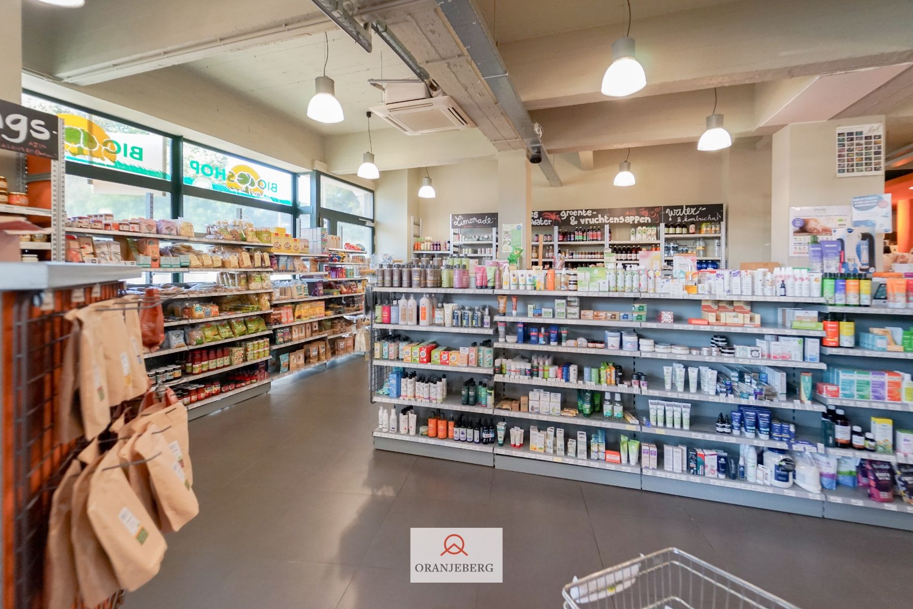 Ruim hoekpand (325 m²) op TOPligging met visibileit foto 11