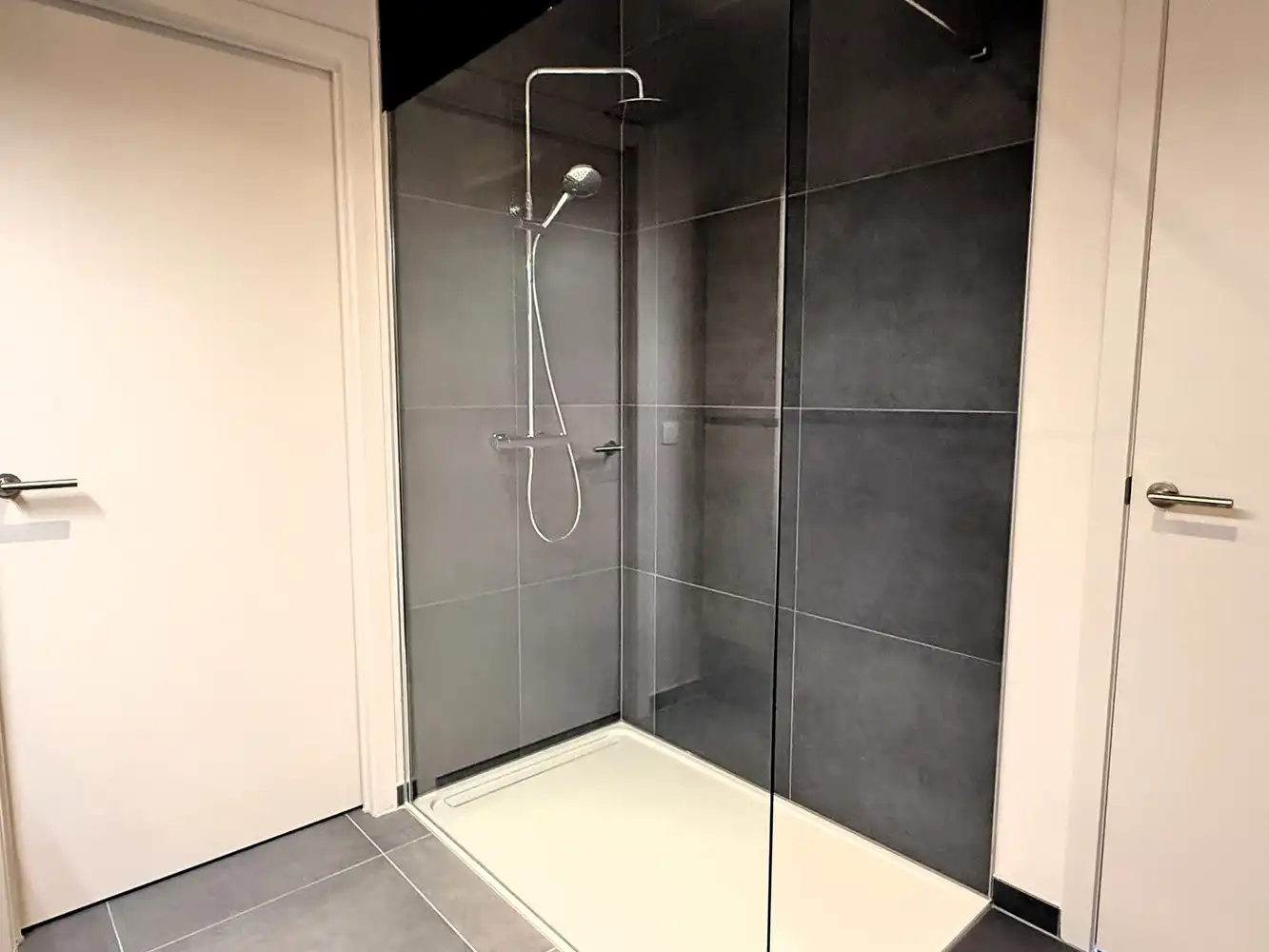 Exclusief nieuwbouwappartement in Park Wiekeberg – stijlvol wonen in het groen van Genk foto 9