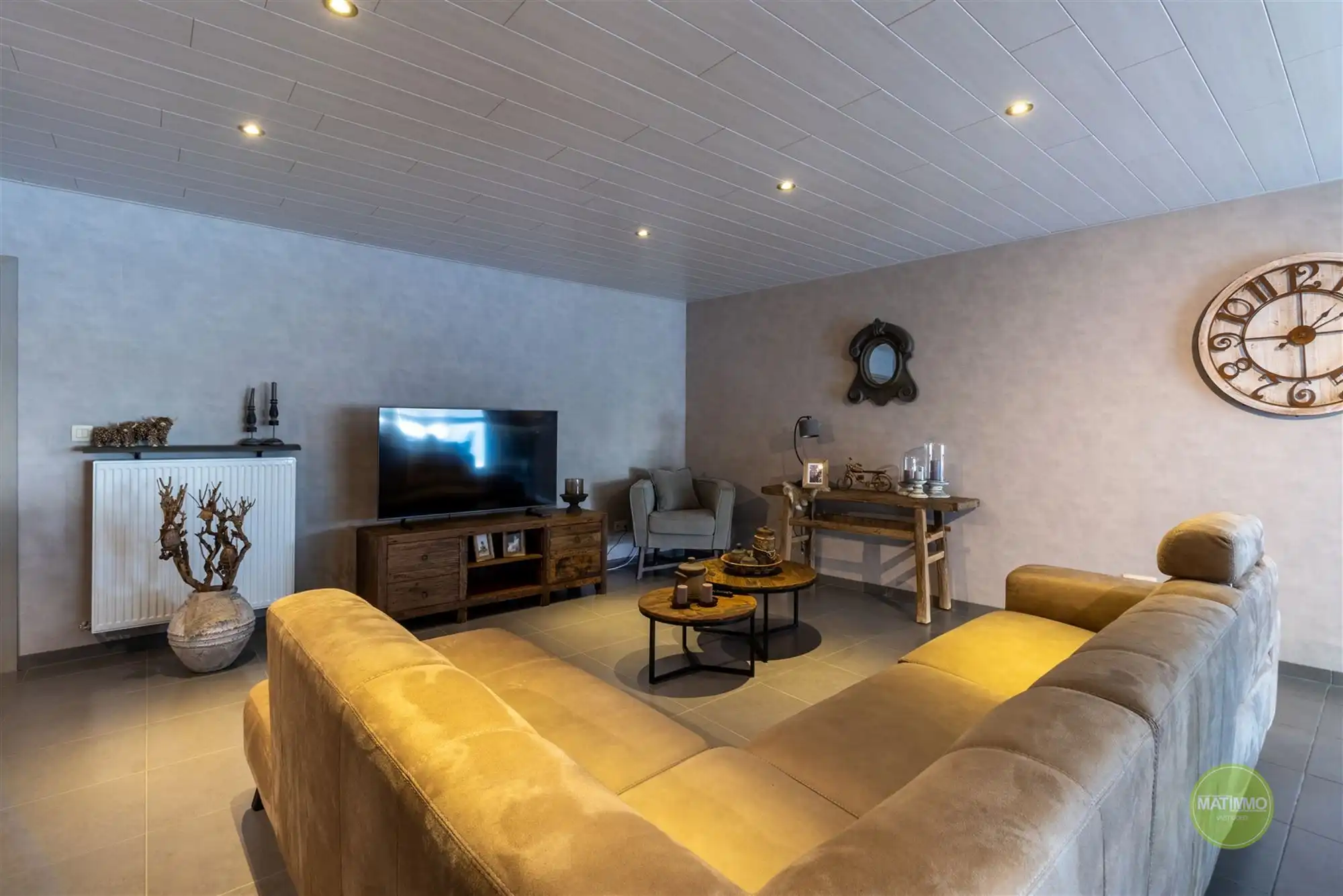 RUIM EN MODERN GELIJKVLOERS APPARTEMENT IN MEERHOUT  foto 5