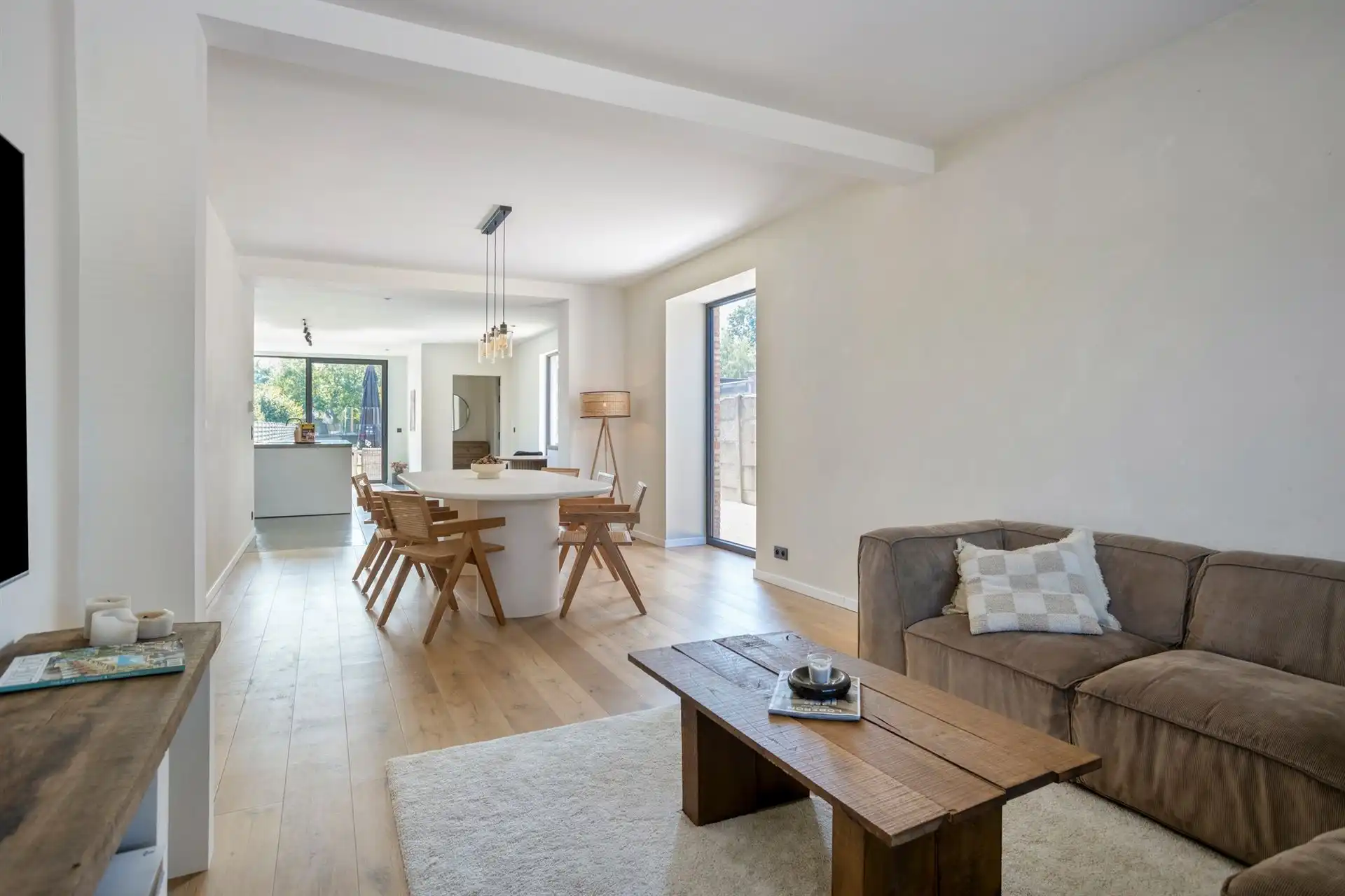 Prachtig gerenoveerde woning met 3 slpk's te Nijlen. foto 4