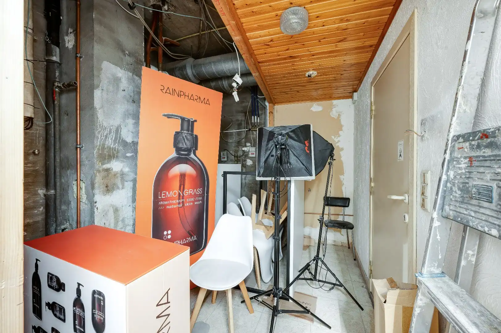 HOEKHandelsgelijkvloers op toplocatie in Heist-aan-Zee – ±185 m² foto 21