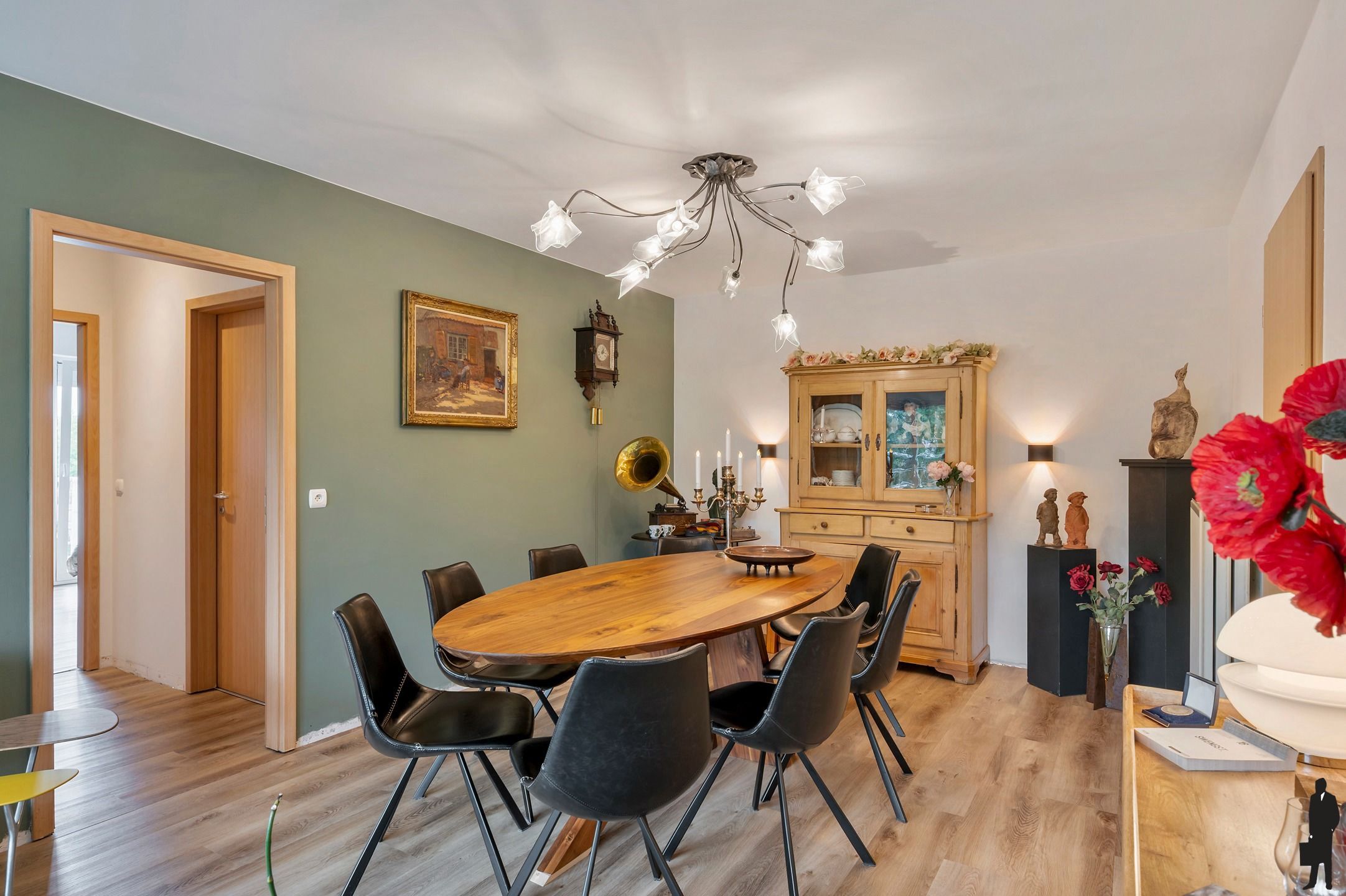 Appartement met 2 slpk en ondergrondse autostaanplaats foto 5