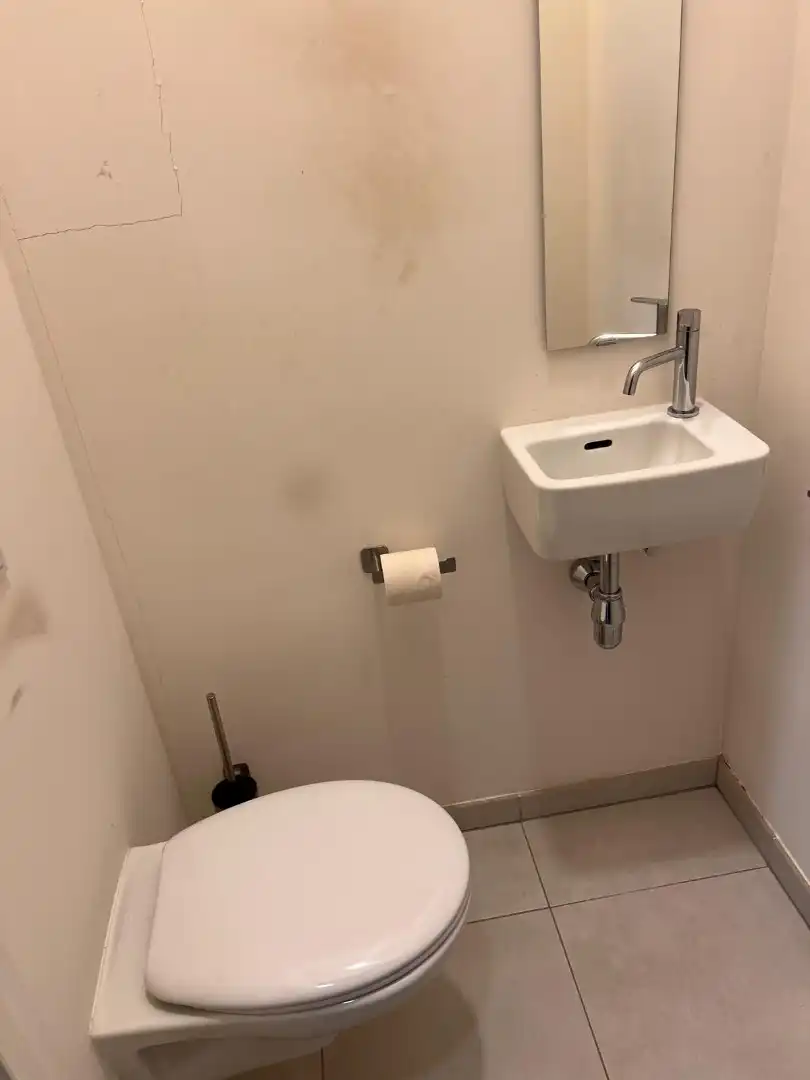 Recente studio (A1.5) op de eerste verdieping met terras en garagebox mogelijk foto 9