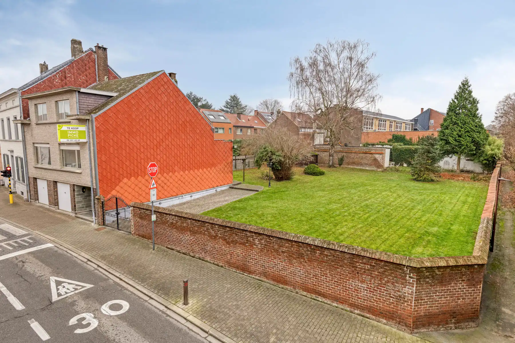 OPTIE Bel-etage woning met enorm potentieel op 12a 38ca  foto 2