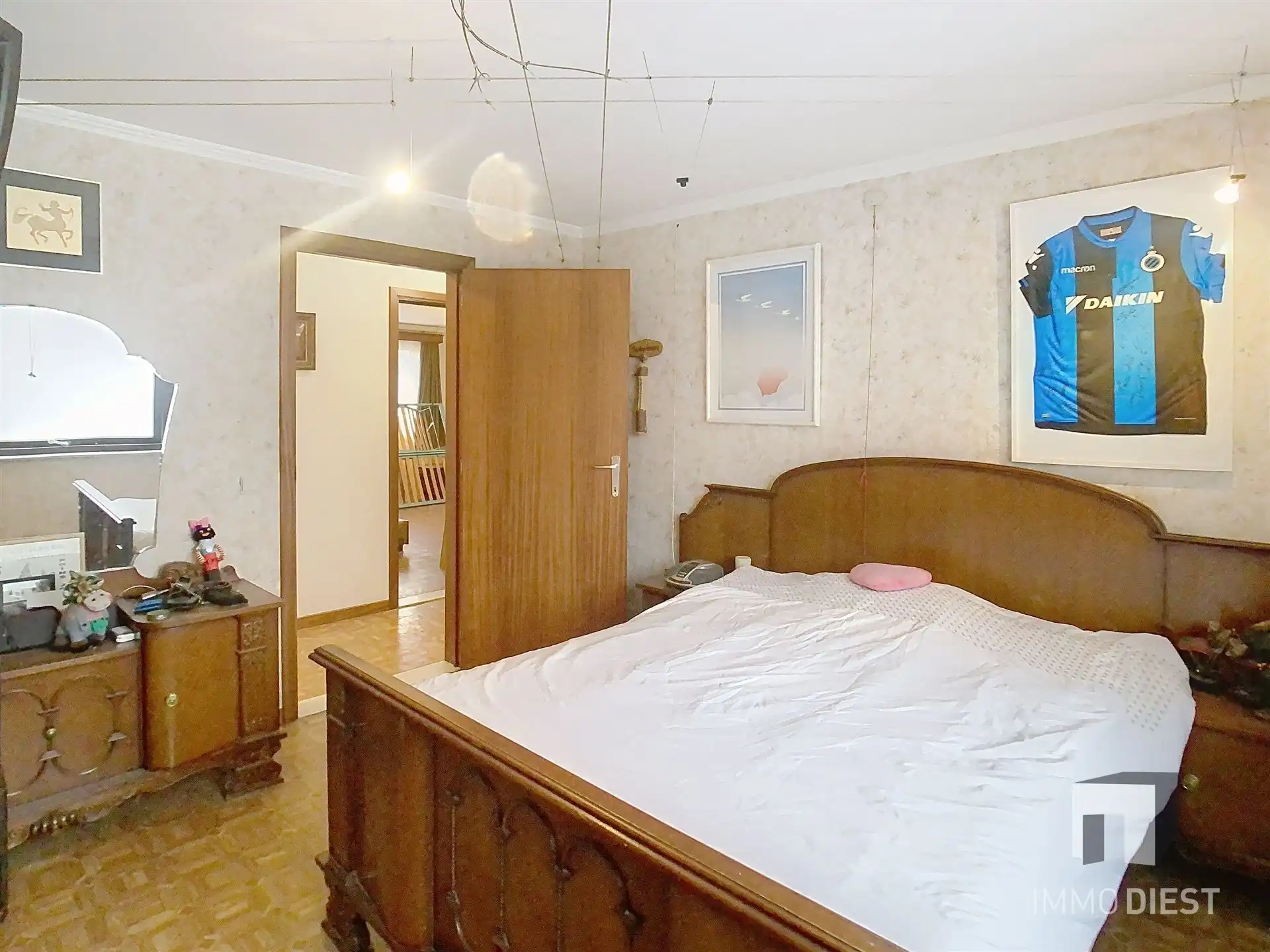 Stevige stadswoning met 4 slaapkamers in centrum Halen  foto 23