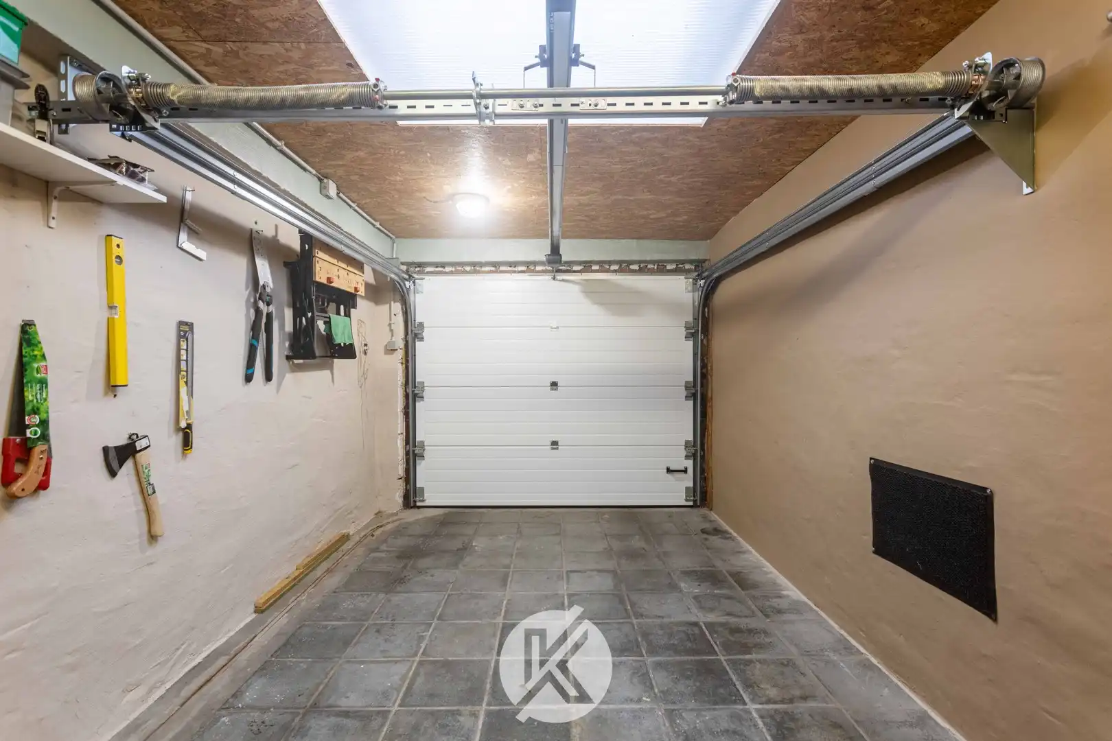 Gerenoveerde woning op rustige ligging foto 17