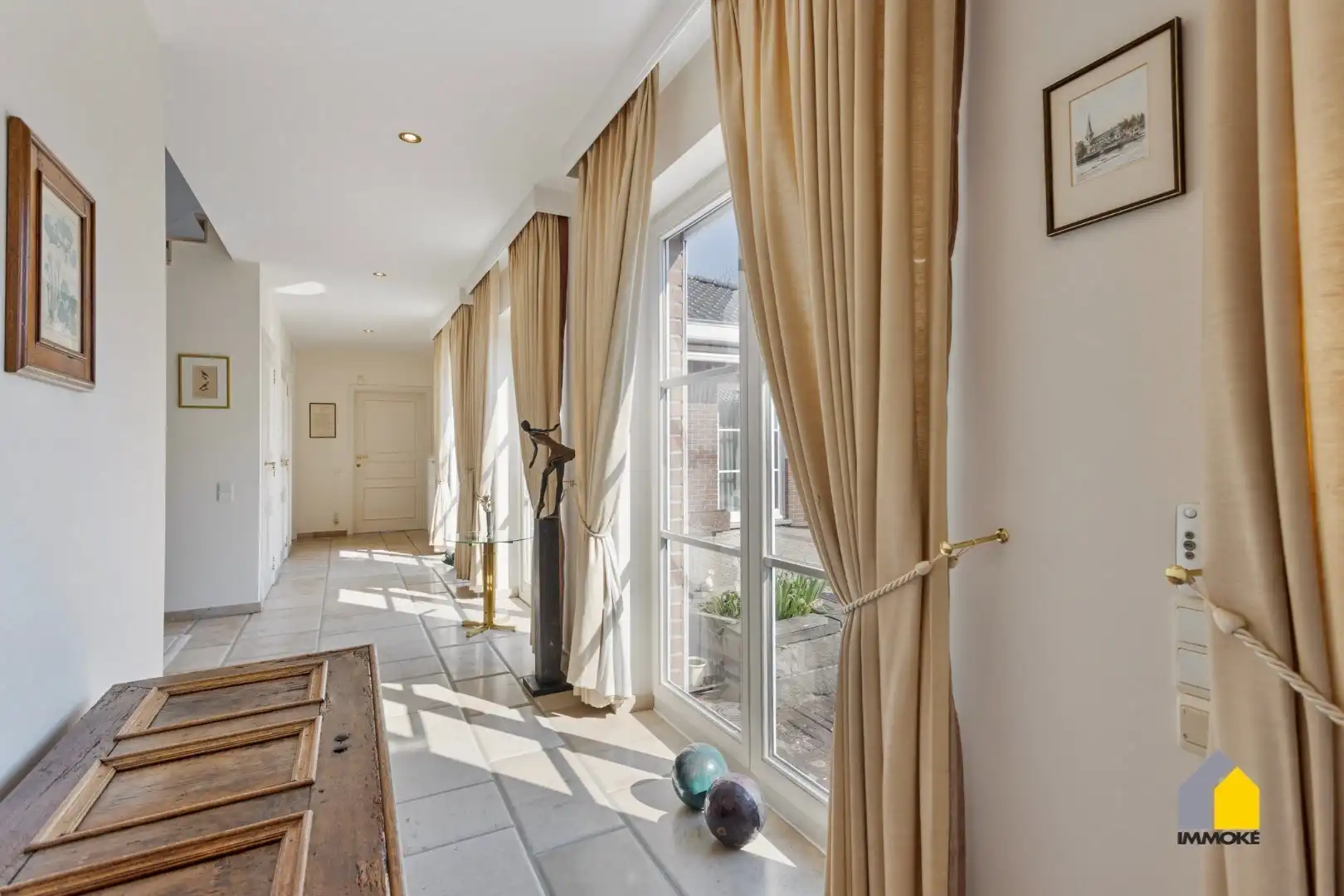 Tijdloze, stijlvolle villa met parktuin op toplocatie. foto 16