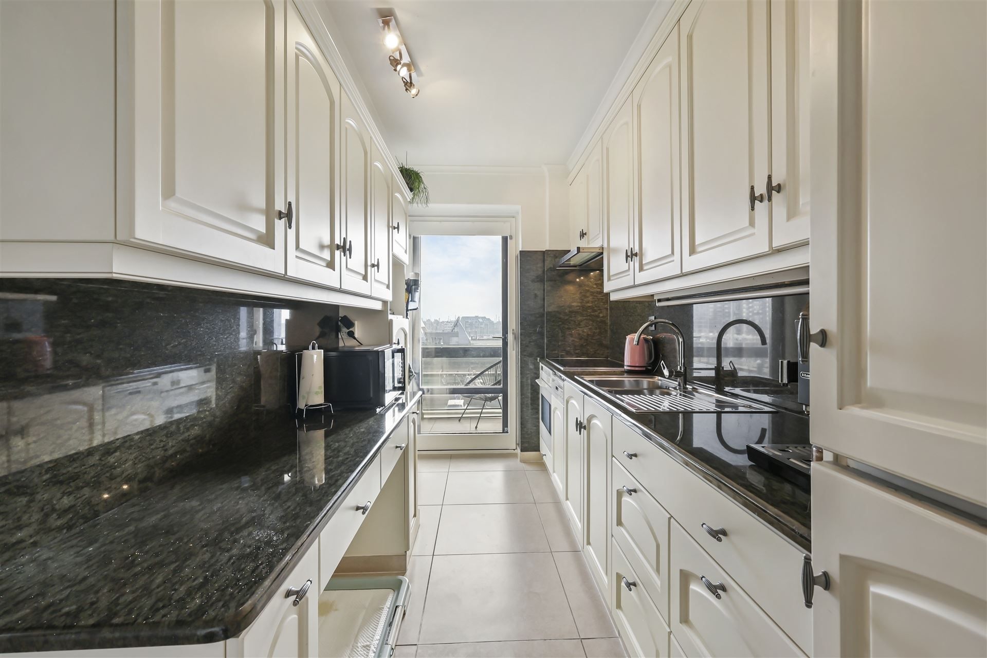 JACHTHAVEN / GROOT TERRAS  foto 16