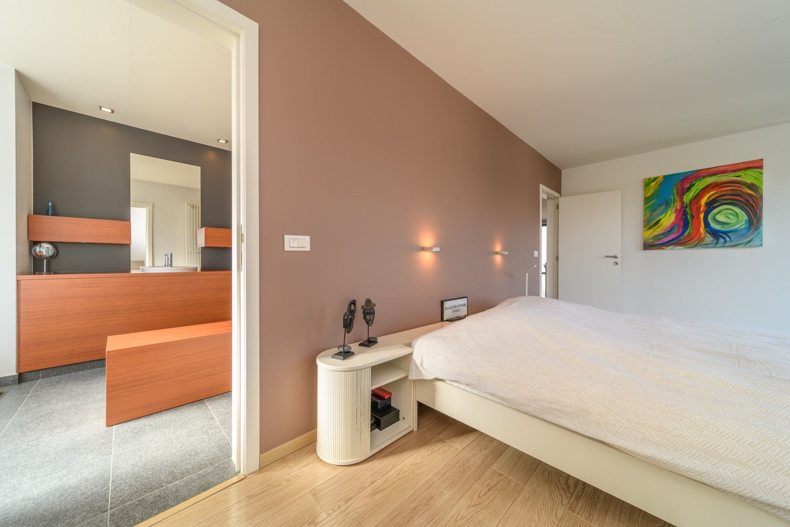 Zeer ruime en kwalitatief afgewerkte villa te Gijzegem foto 12