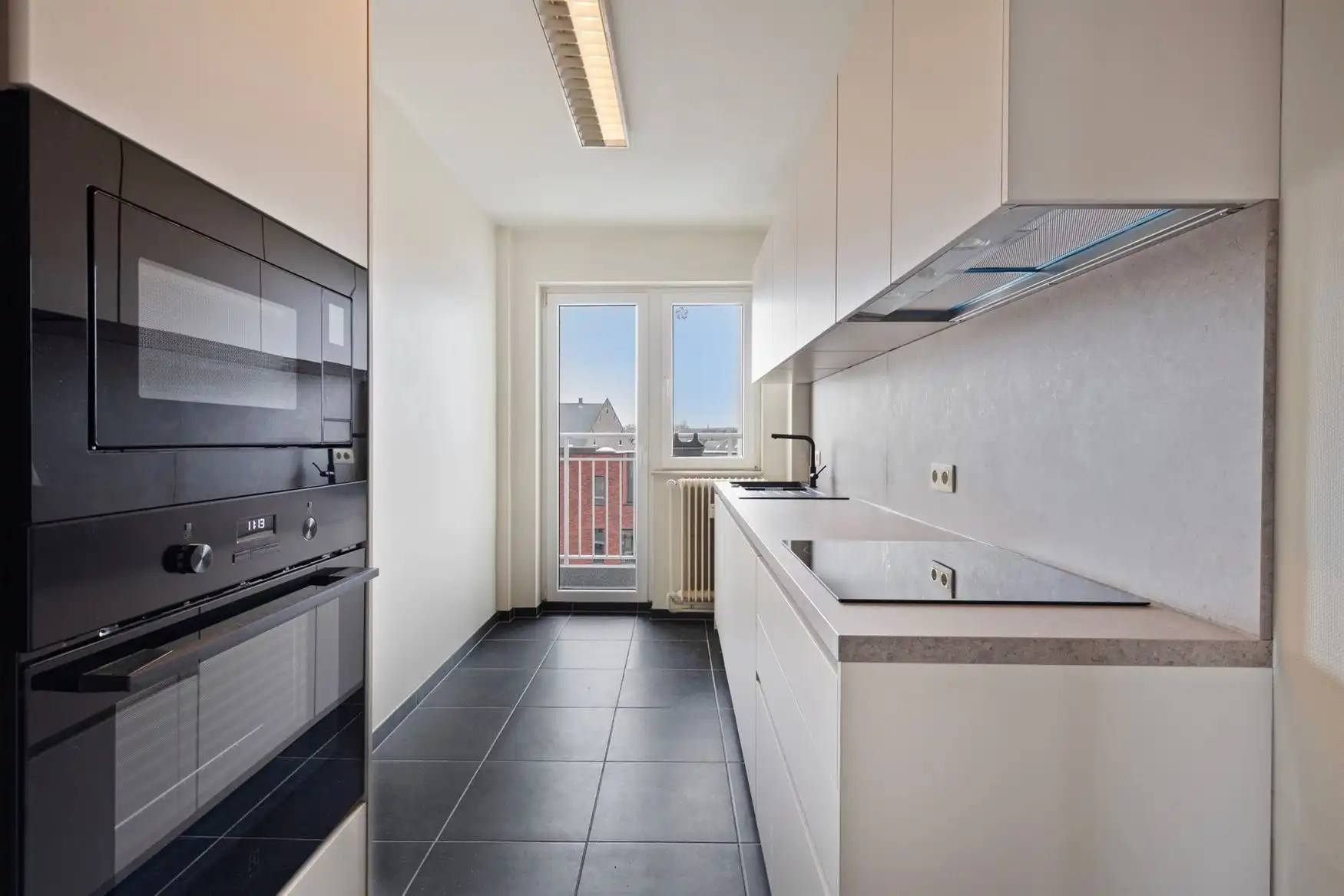 Lichtrijk appartement op gegeerde locatie foto 5