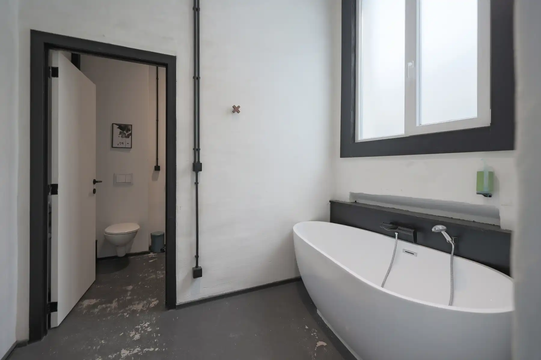 1 slaapkamerappartement met ensuite badkamer foto 11