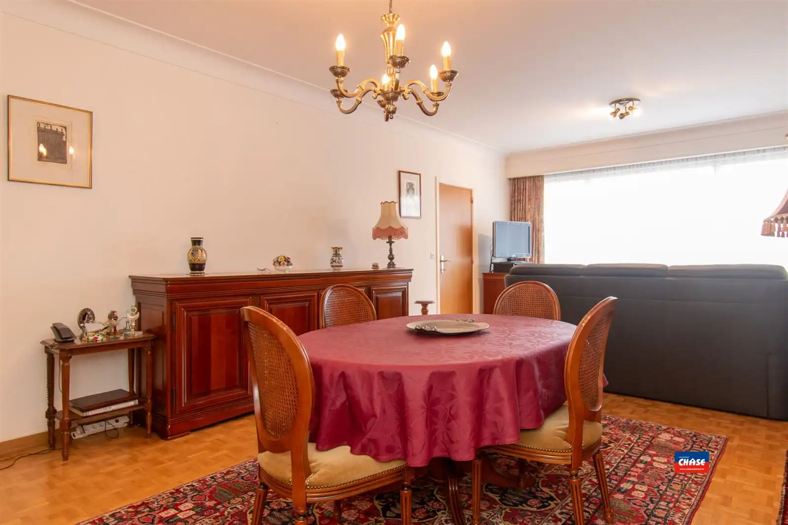 IN OPTIE !!! Appartement met 2 slaapkamers + garagebox foto 5