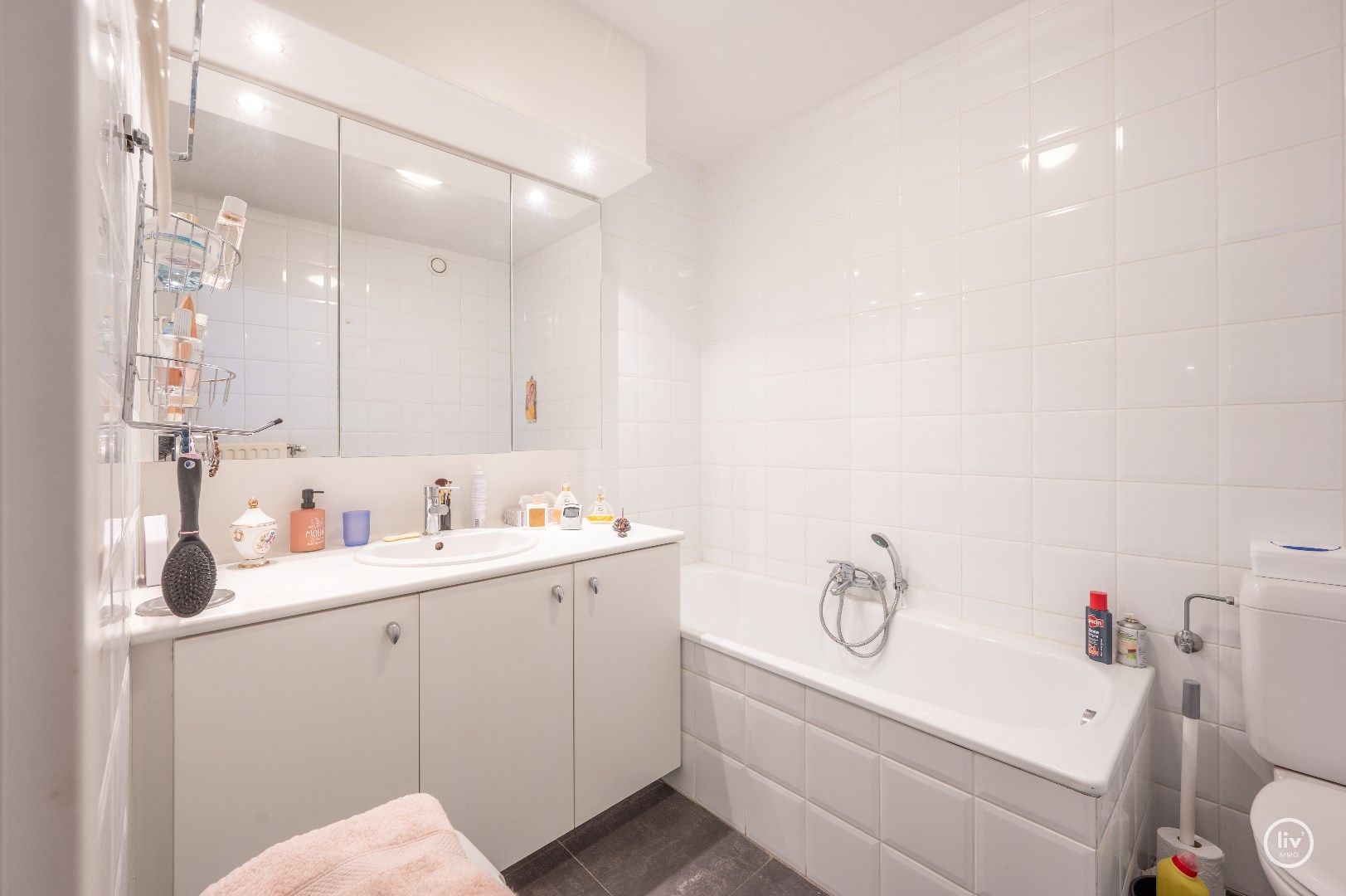 Lichtrijk hoekappartement met twee volwaardige slaapkamers in Knokke centrum foto 11