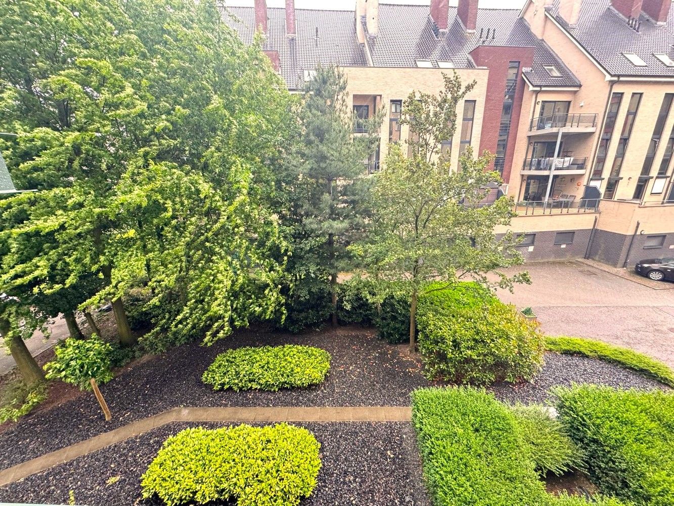 RUIM APPARTEMENT MET TWEE TERRASSEN foto 10
