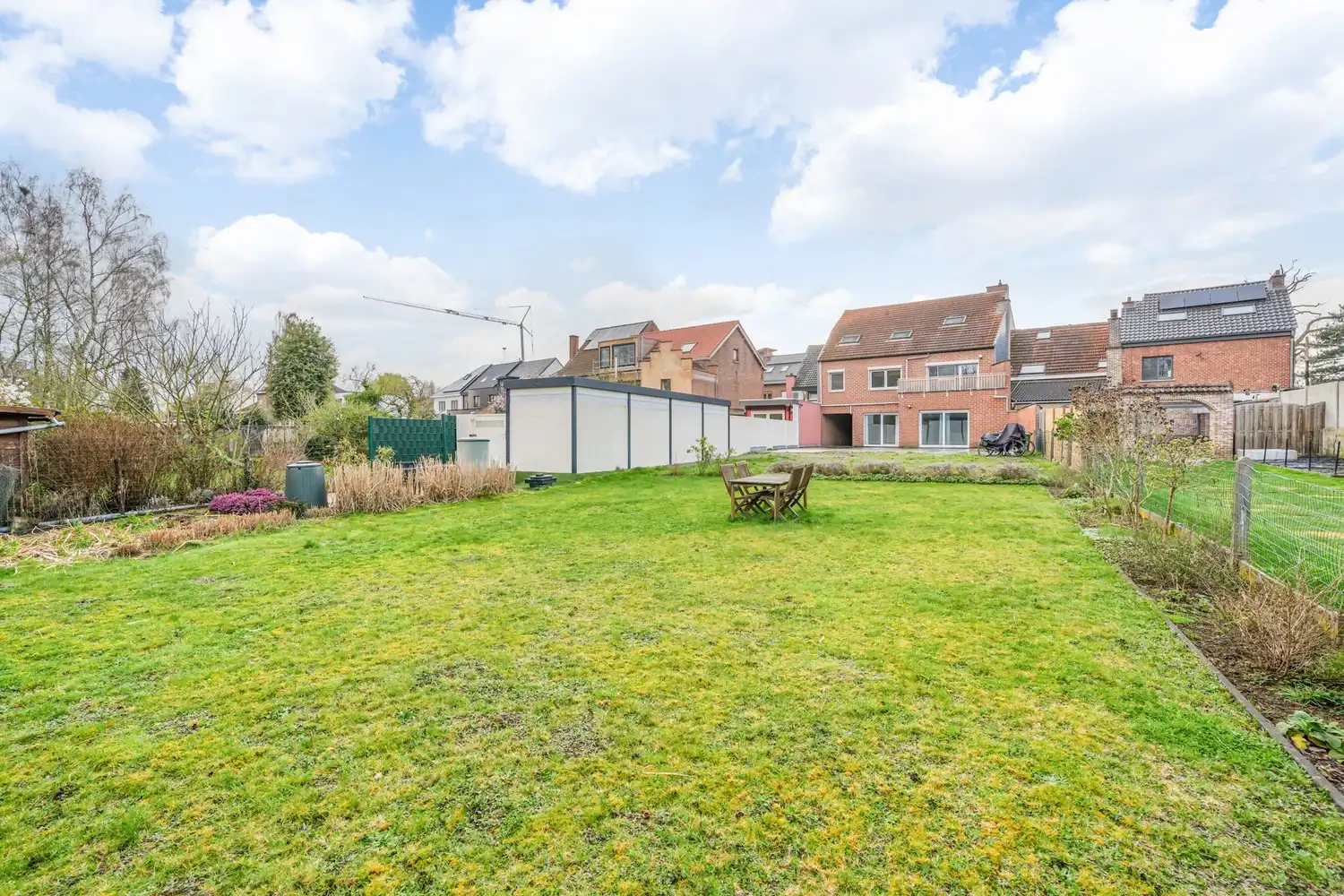 Gelijkvloers appartement met 2 slaapkamers, een ruim terras, 2 autostaanplaatsen, een kelder en een tuin grenzend aan de Vijvers van Bellefroid te Leuven! foto 23