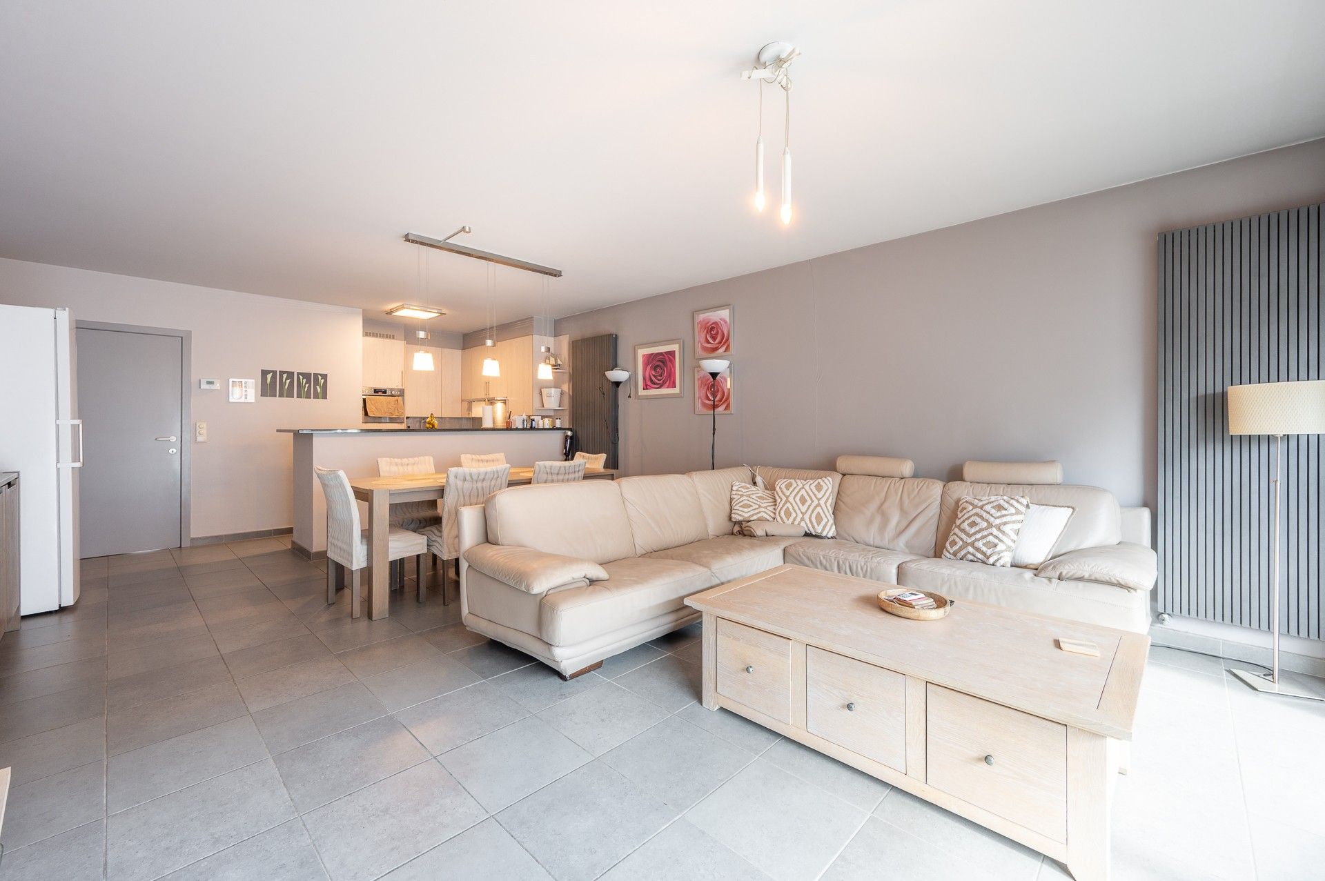 Gemeubeld: gezellig appartement vlakbij de Lippenslaan! foto 4