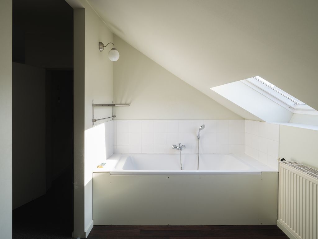 Karaktervolle herenwoning (= kantoor + woning) met buitenruimte aan de Coupure foto 15