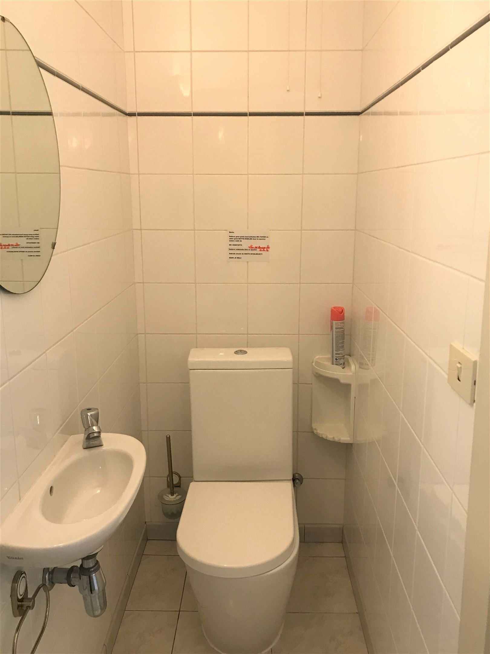 2 slaapkamerappartement te huur met garage foto 9