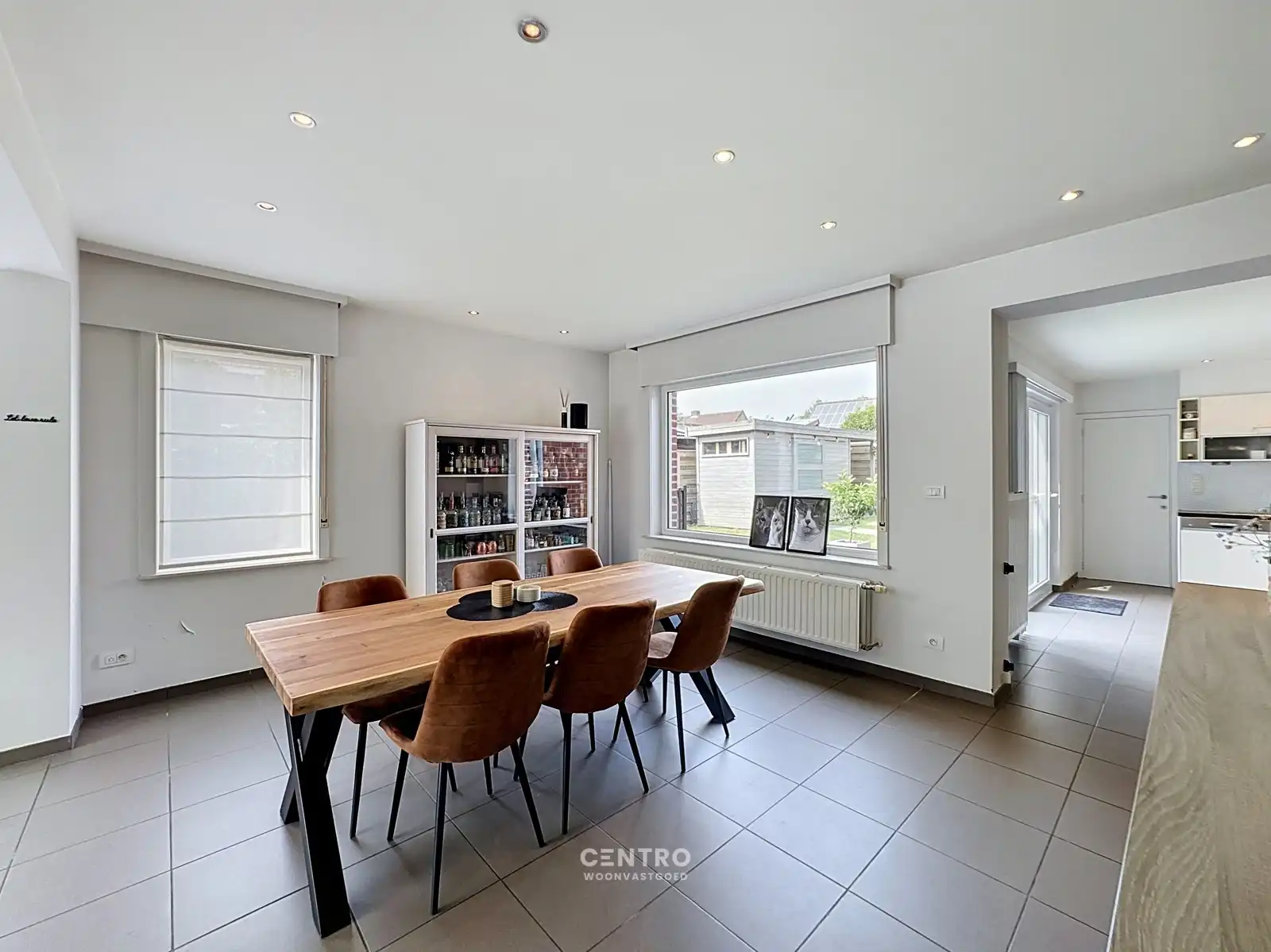 INSTAPKLARE woning met 4 slpks en ZUIDger. tuin! foto 5