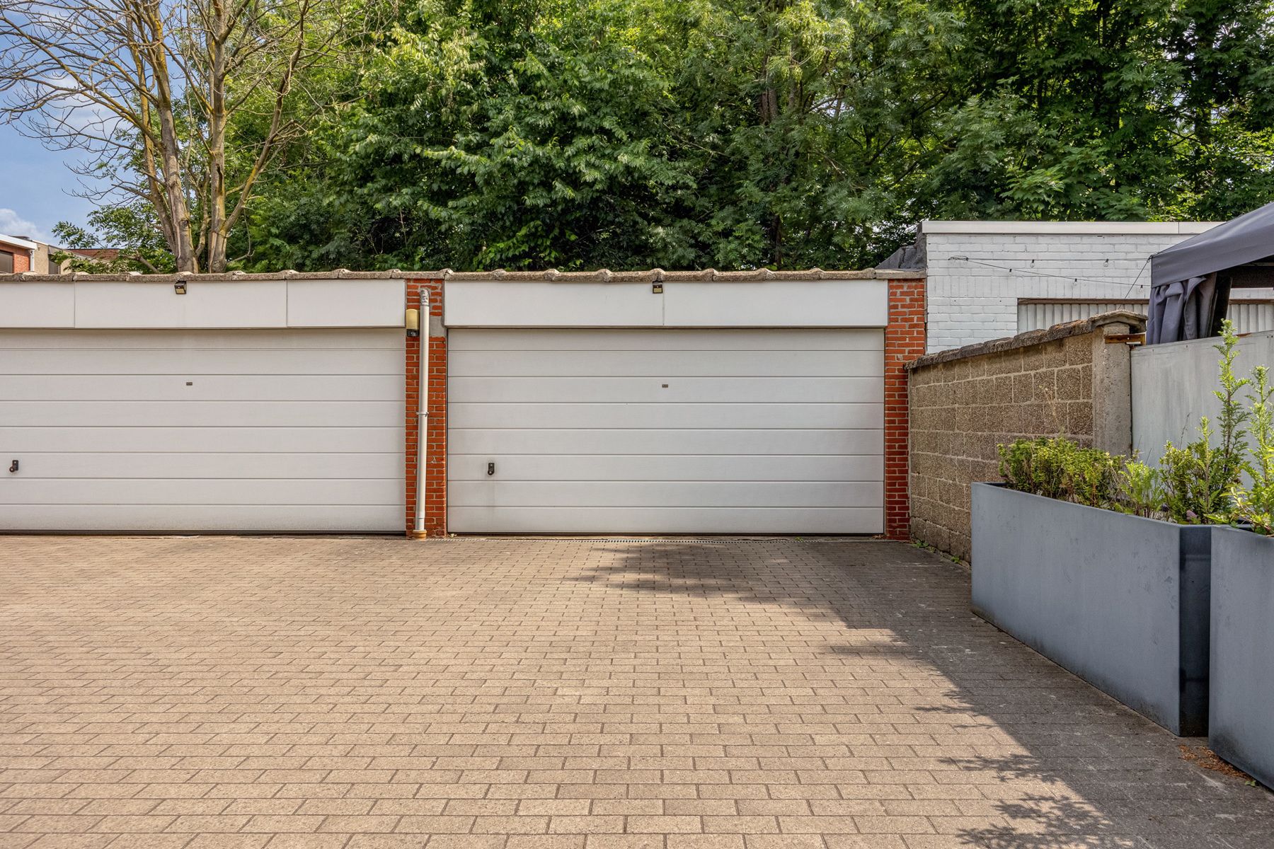 Kantoorgebouw met 2 garages en gunstig EPC nabij Antwerpen centrum en Antwerpse haven! foto 28