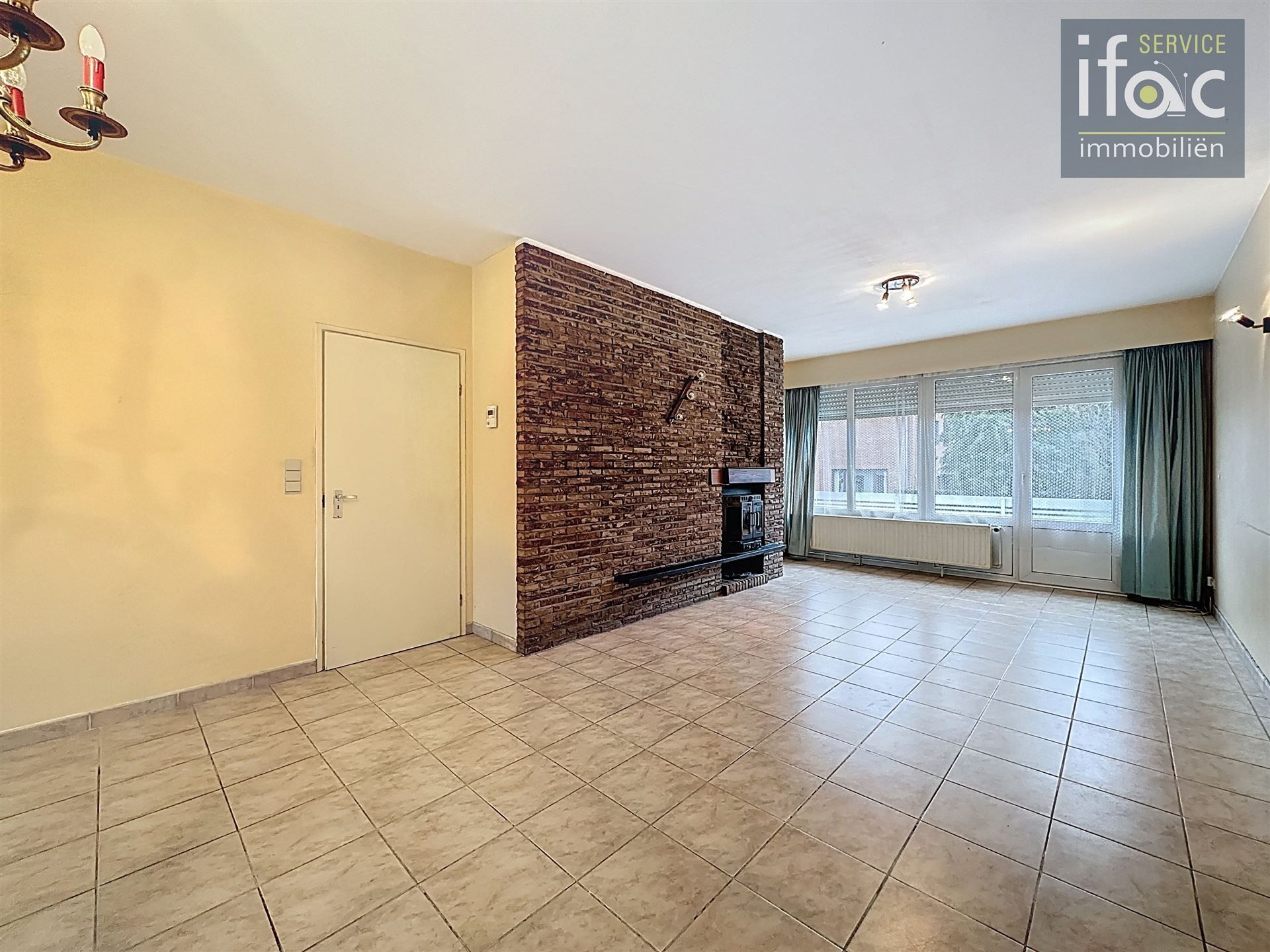 Leuke gezinswoning met ruimte voor vrij beroep foto 2