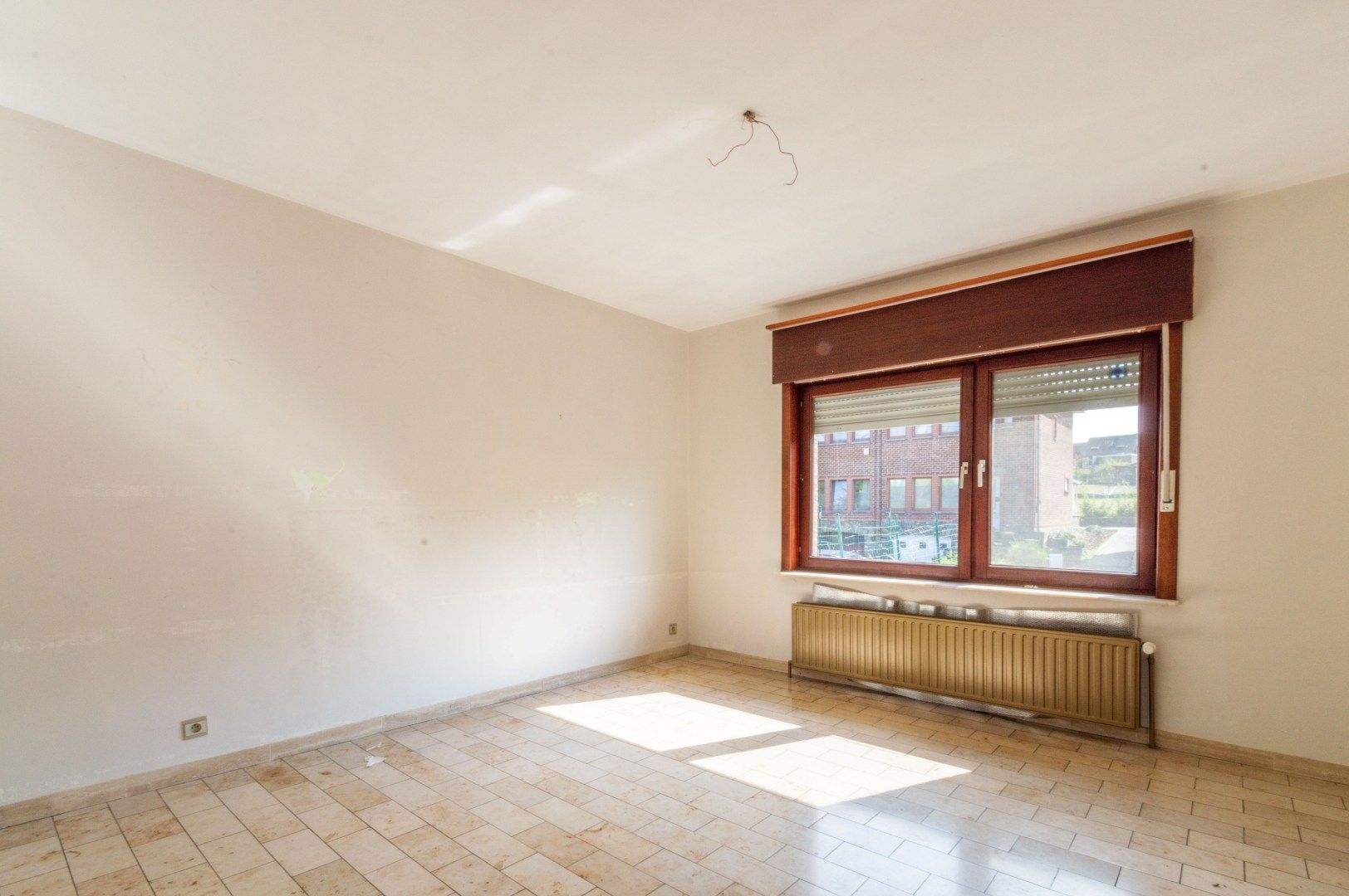 4-GEVEL WONING MET 4 SLAAPKAMERS + 2 BADKAMERS ! foto 11