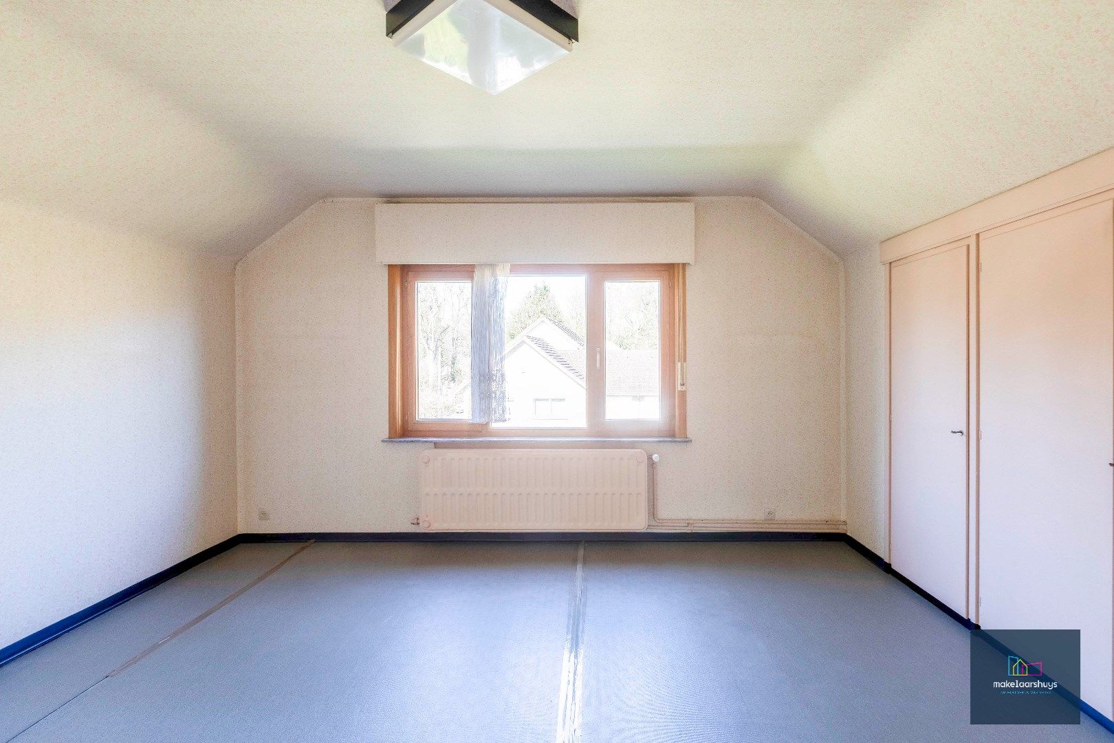 Ruime te renoveren open bebouwing te Heusden foto 15