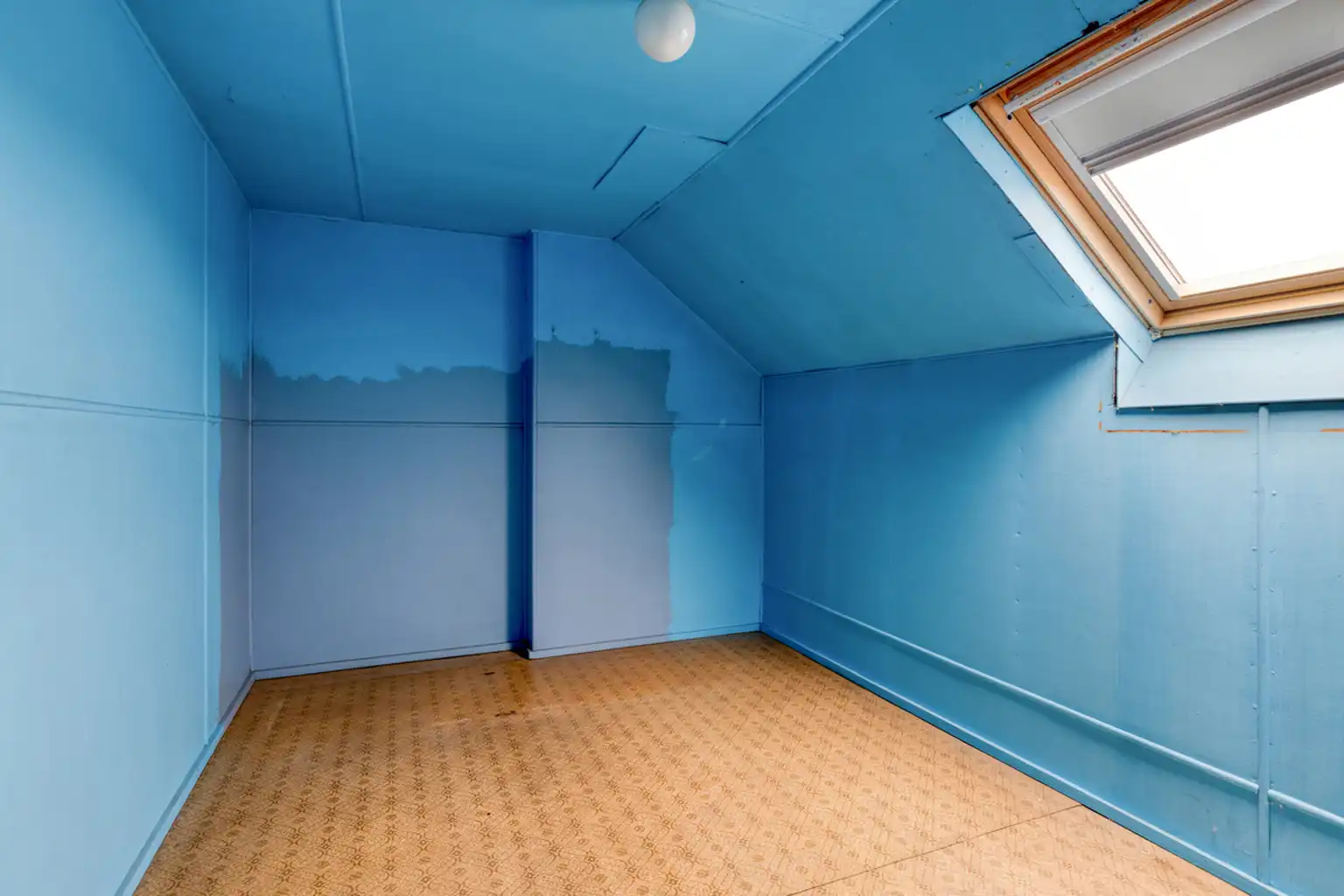 Te moderniseren, charmante tweegevelwoning met tuin foto 13