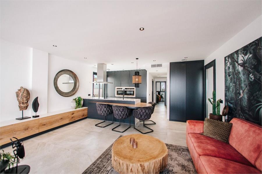 LUXE EN DESIGN APPARTEMENT NAAST DE GOLFCURSUS foto 7