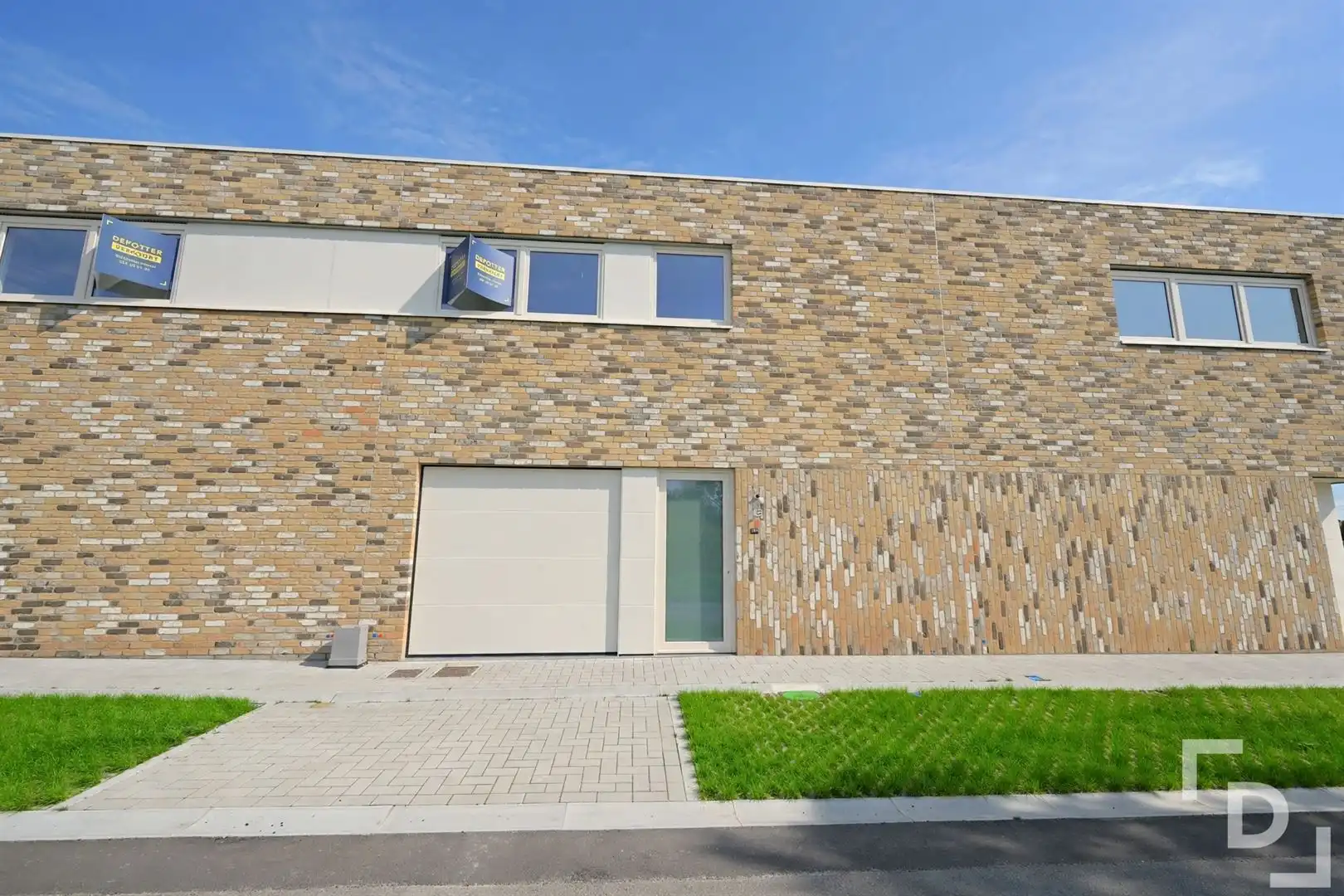 Afgewerkte nieuwbouwwoning in hartje Proven. foto 2