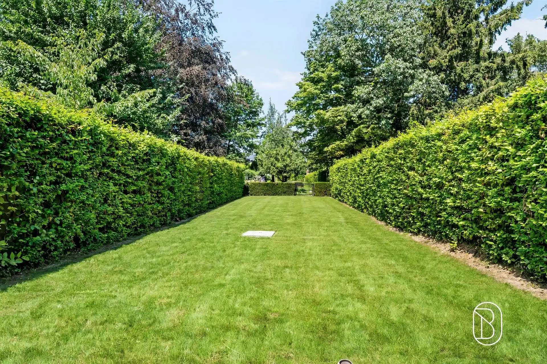 Ruime gezinswoning met 4 slpk, garage en zonnige tuin foto 6