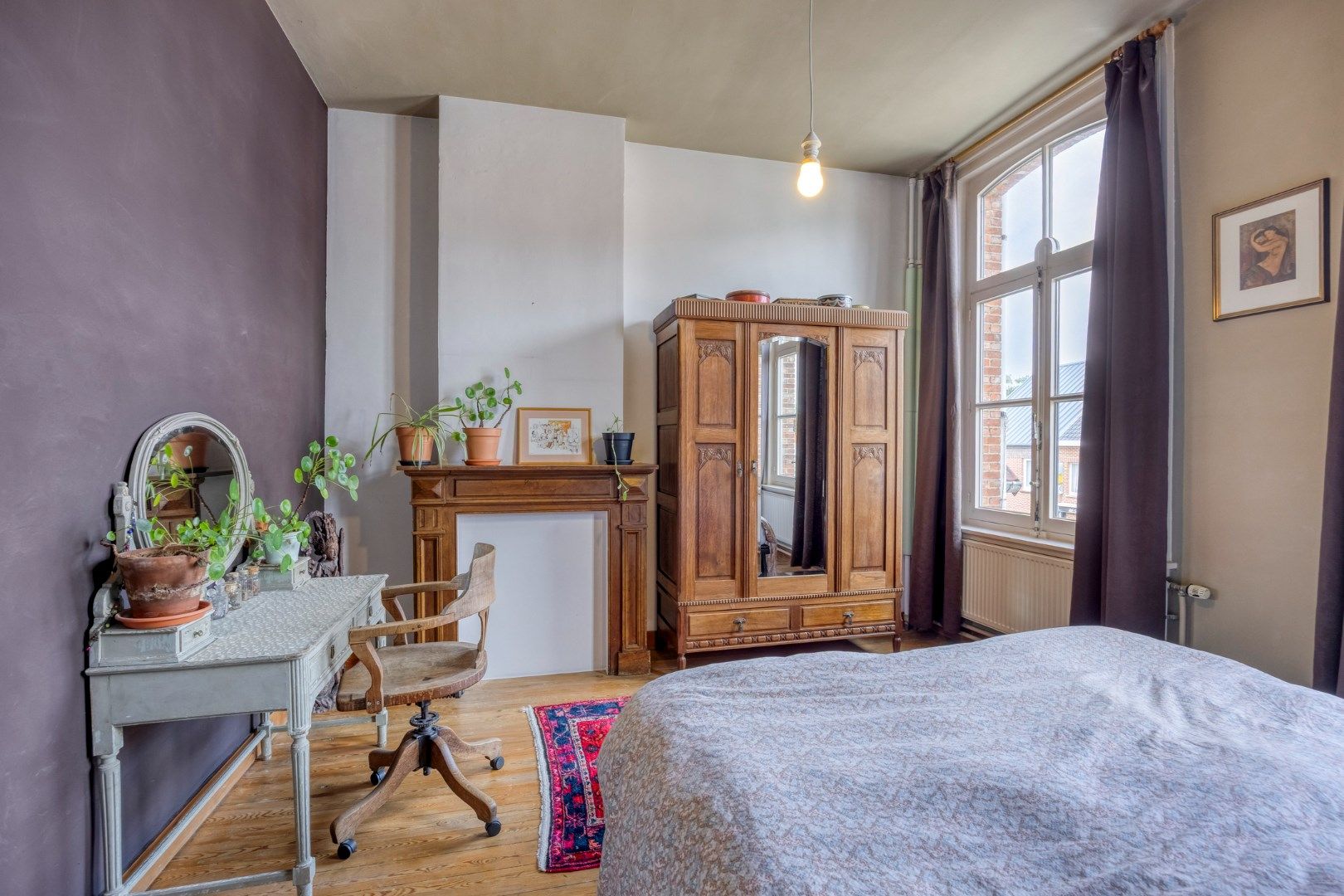 Instapklaar herenhuis met 4/5 slpks, centraal gelegen in Achterbos !  foto 21